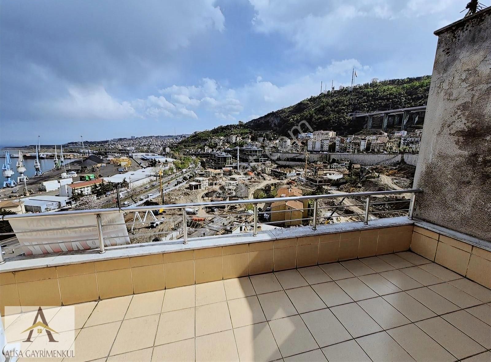 Alisa Gayrimenkul'den Meydan'da Eşyalı Daire Kiralık