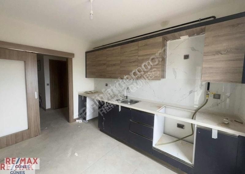 2. Bölge 2. Etap İkizce Toki'de Remax Güneş'ten 3+1 Ara Katdaire