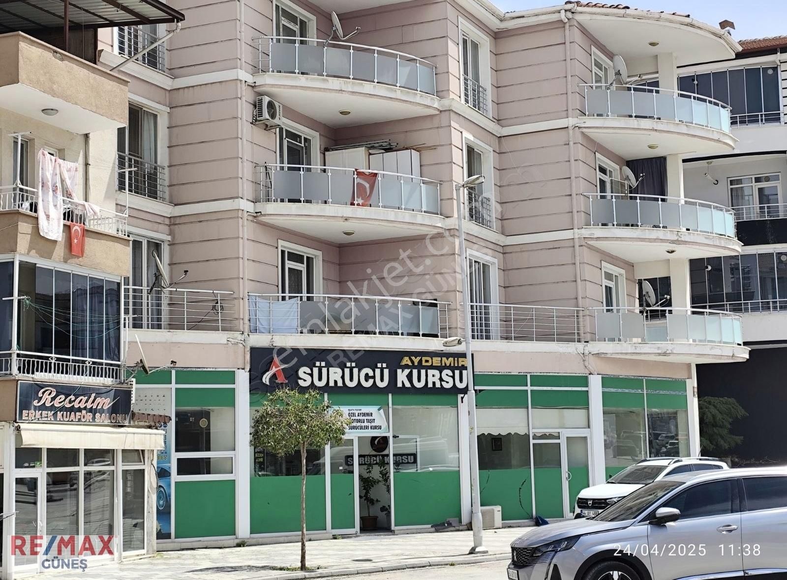 Özalper Re/max Güneş'ten Satılık 3+1 Az Katlı Daire