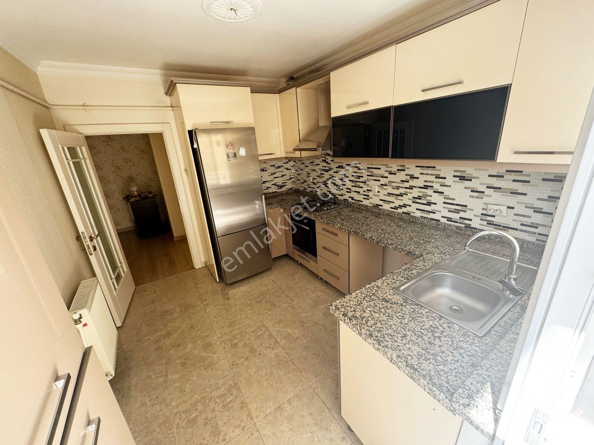 Ihlamur Kasrı Yakınında 2+1 Ful Yapılı Masrafsız Kiralık Daire