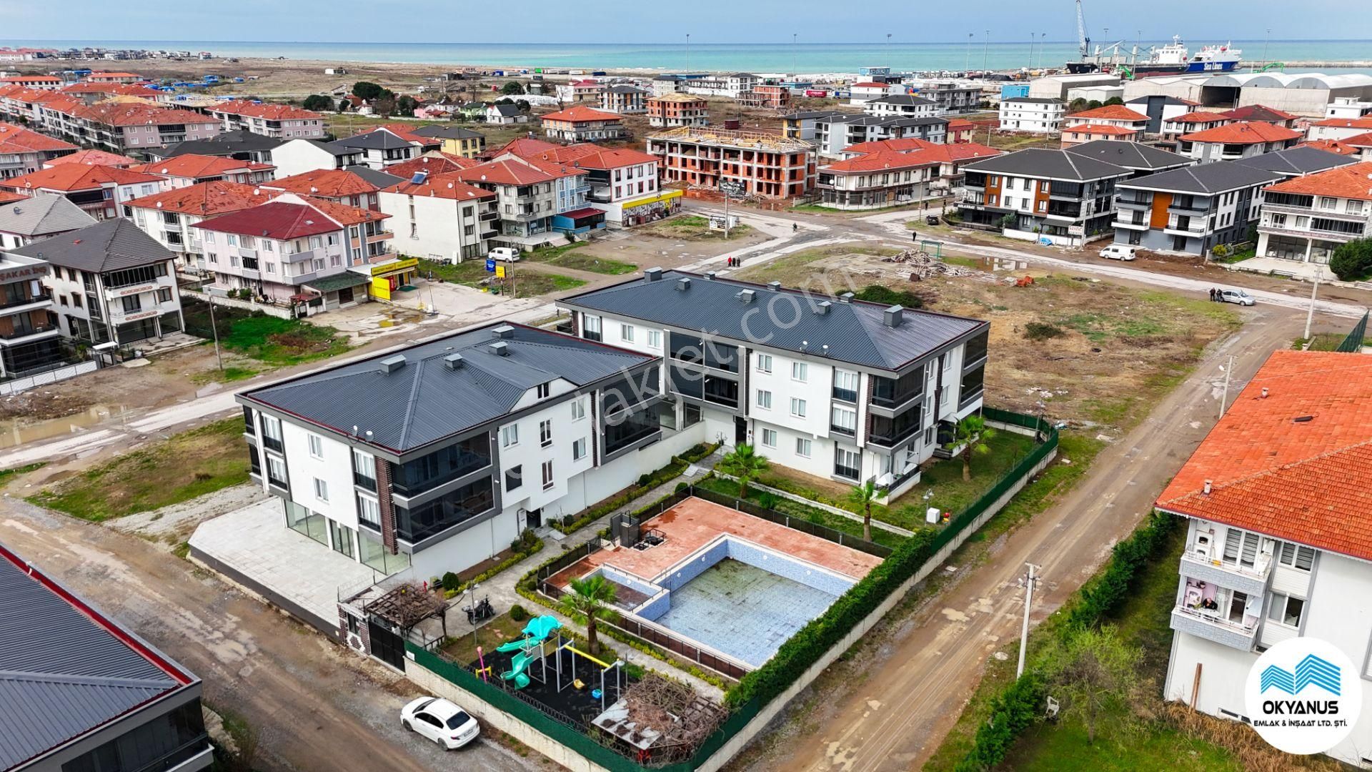 🧭 Doğru Lokasyon, Doğru Yatırım! Karasu’da Modern Site İçinde Satılık 2+1 Daire