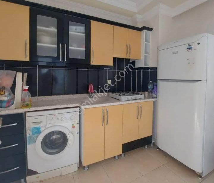 Yeni Mahallede 1+1 Satılık Daire