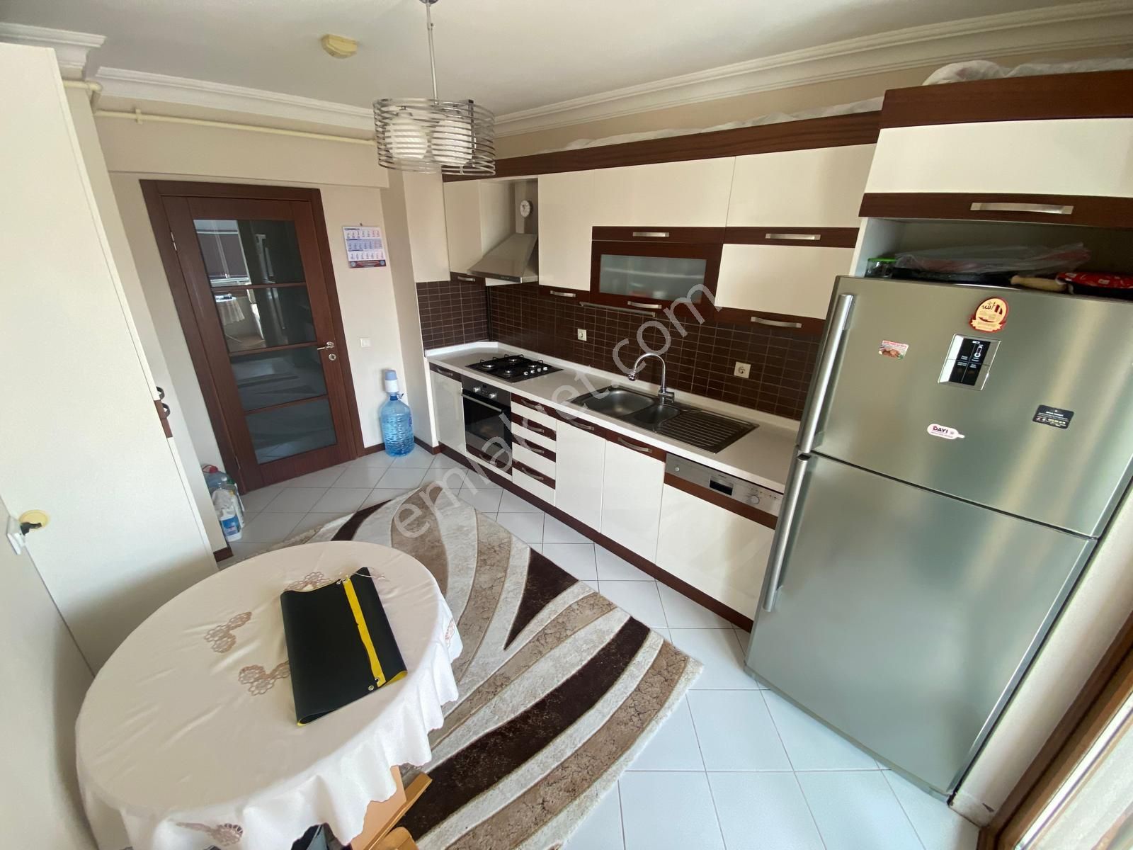 Divan Konutlarında Manzaralı Güney Batı Cephe Güvenlikli 3+1