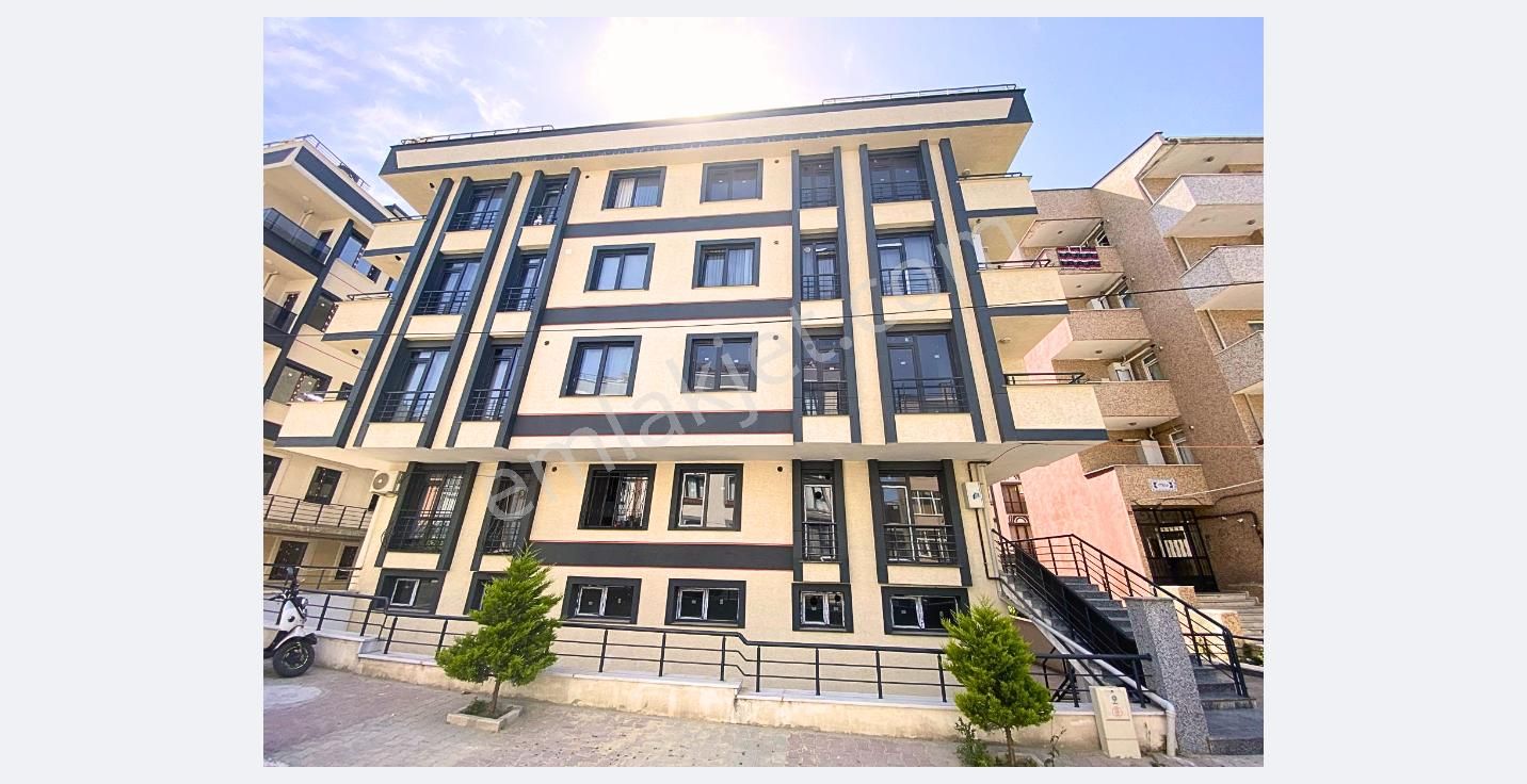 Beylikdüzü Yakuplu Mahallesi 3+2 Dubleks Satılık Sıfır Lüx Daire