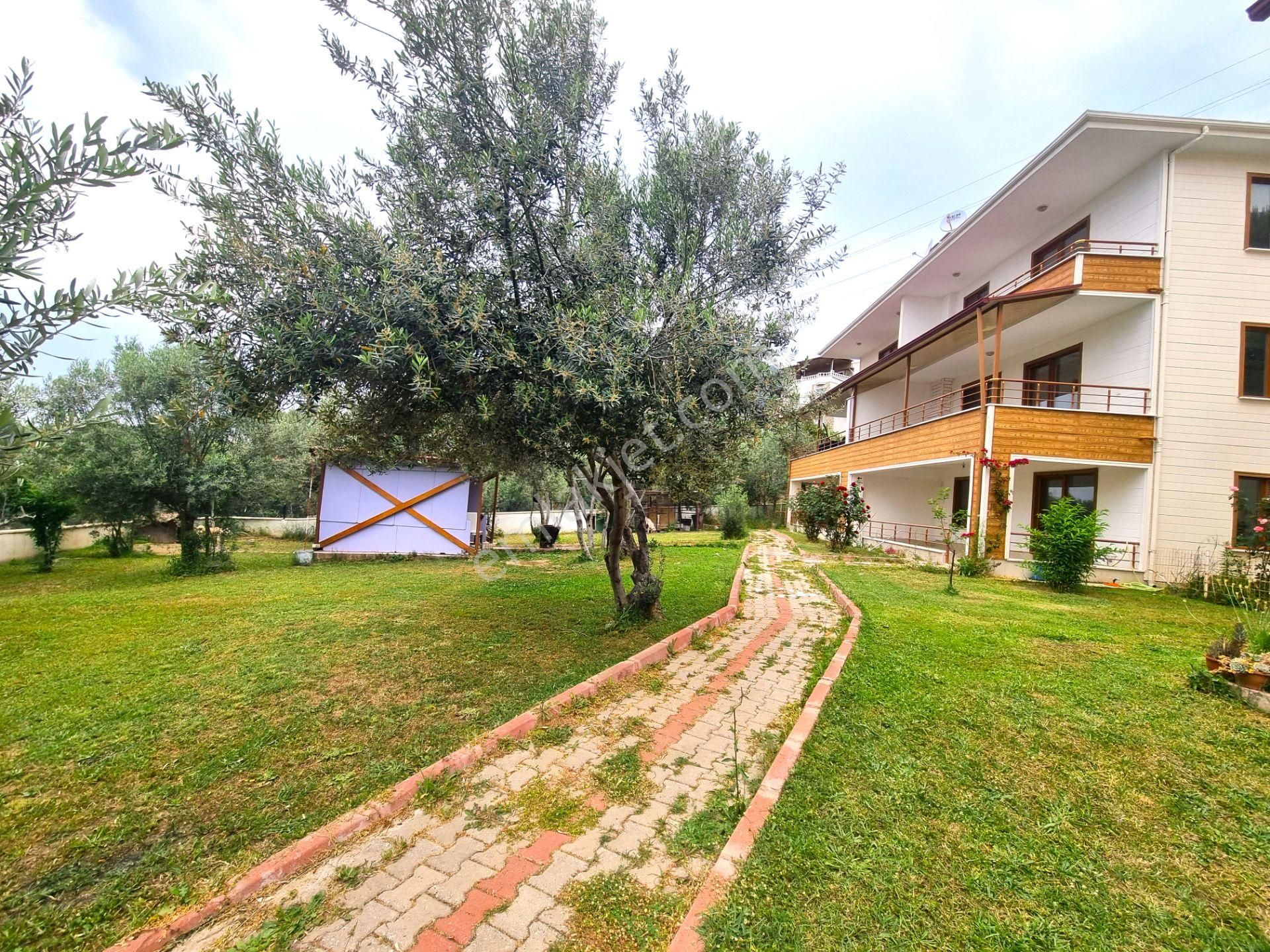🏠 Aktif'ten Mıhlı'da Satılık 4+2 Geniş Bahçeli Ve Deniz Manzaralı Müstakil Ev