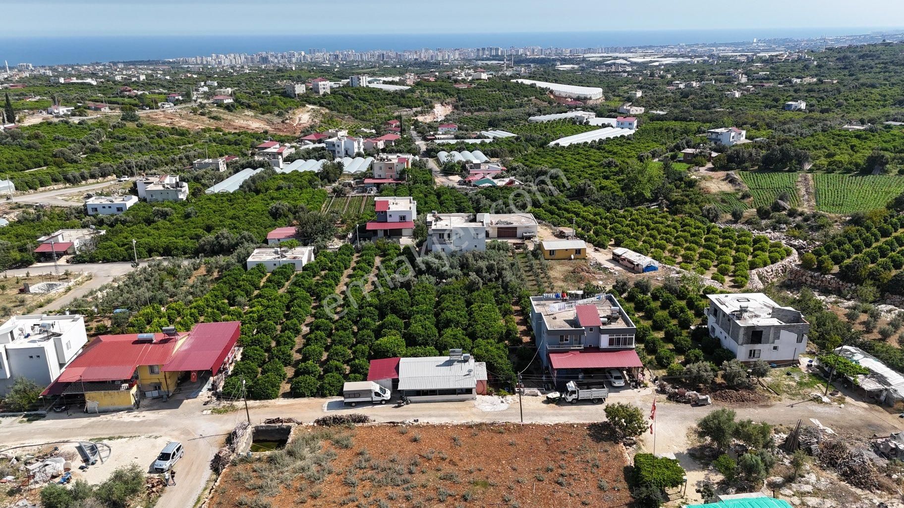 Karakeşli'de Satılık 2.204m2 Ev Yapımına Uygun Arsa !!