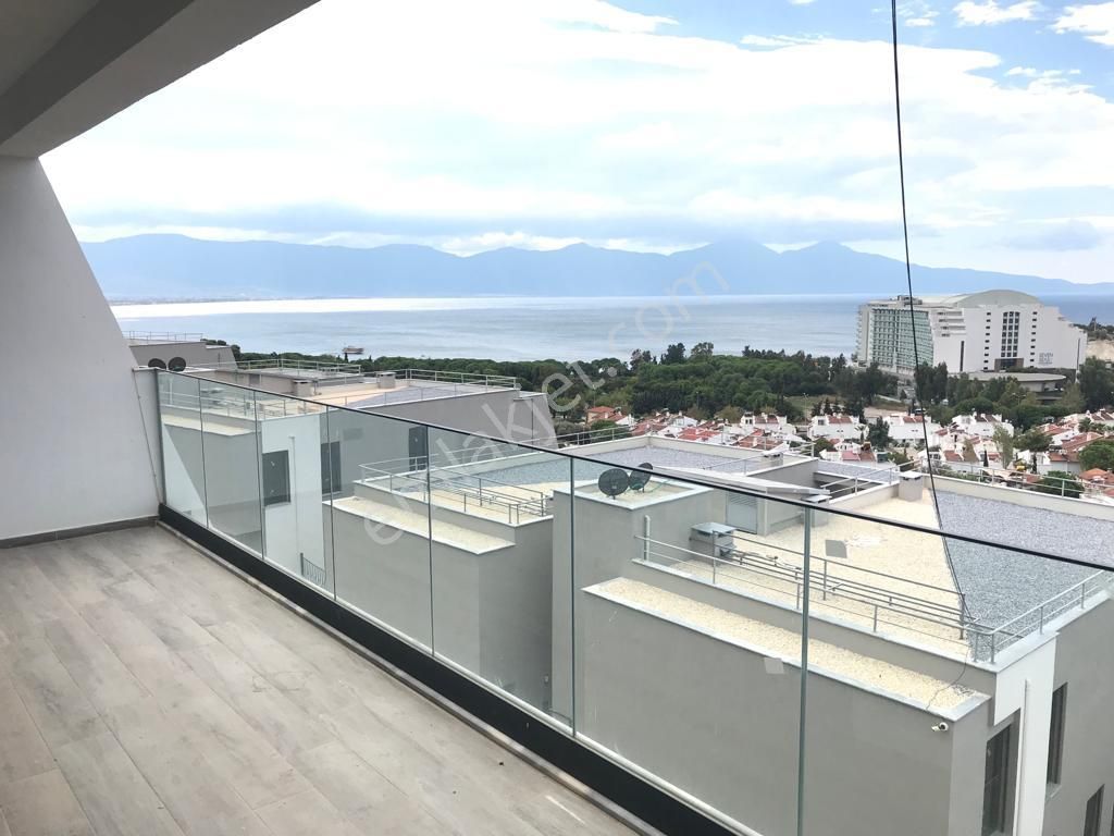 Eviz Vista Blue'da Deniz Manzaralı 2+1 Daire Kiralık