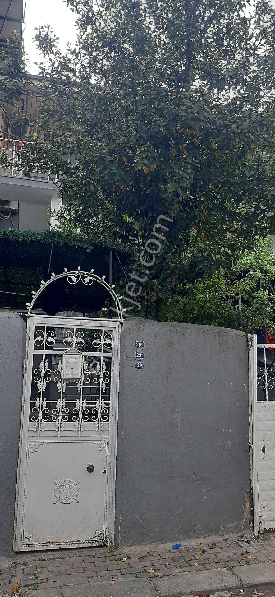 Karabaglar Günaltayda Satılık 188mt 3katlı Müstakil Bina