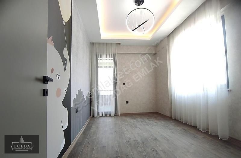 Gaziantep Merkez Fıstıklık Mh Yerden Isıtma 2+1 Satılık Daire...