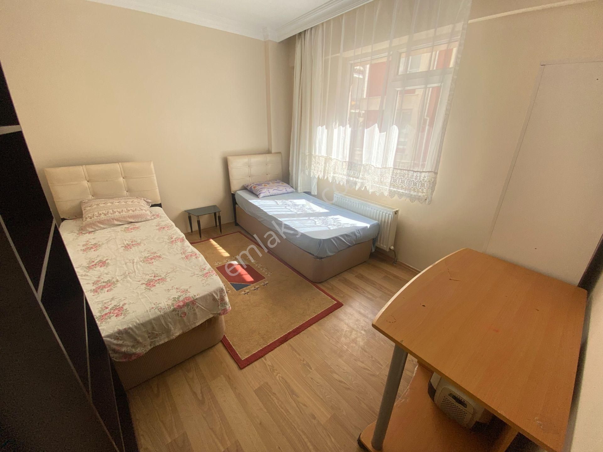 Yükselen'den Espark Ve Collesıum Yakını Eşyalı, Geniş, 1+1
