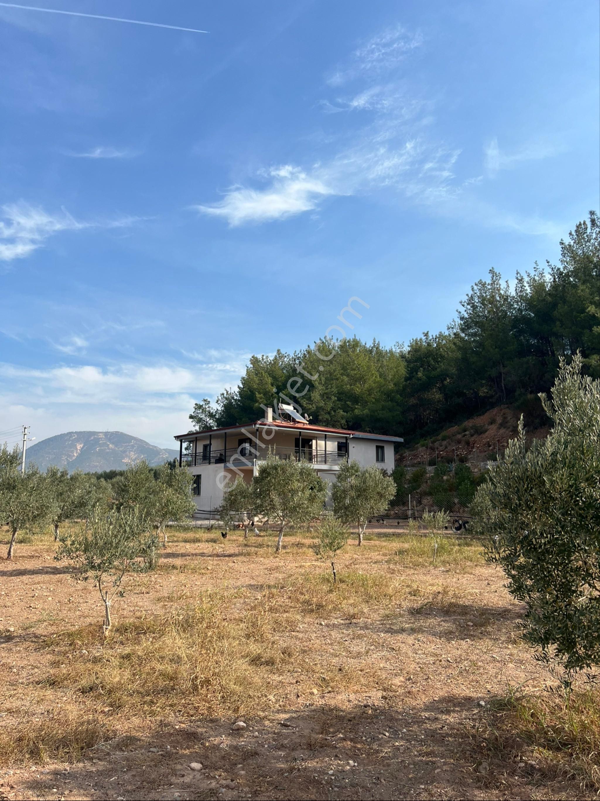 Rw Akar’dan Orhanlı’da Satılık Villa