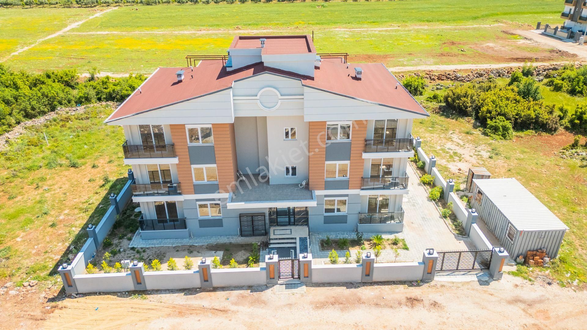 Antalya Döşemealtı Çıplaklıda Satılık 2+1 Daire