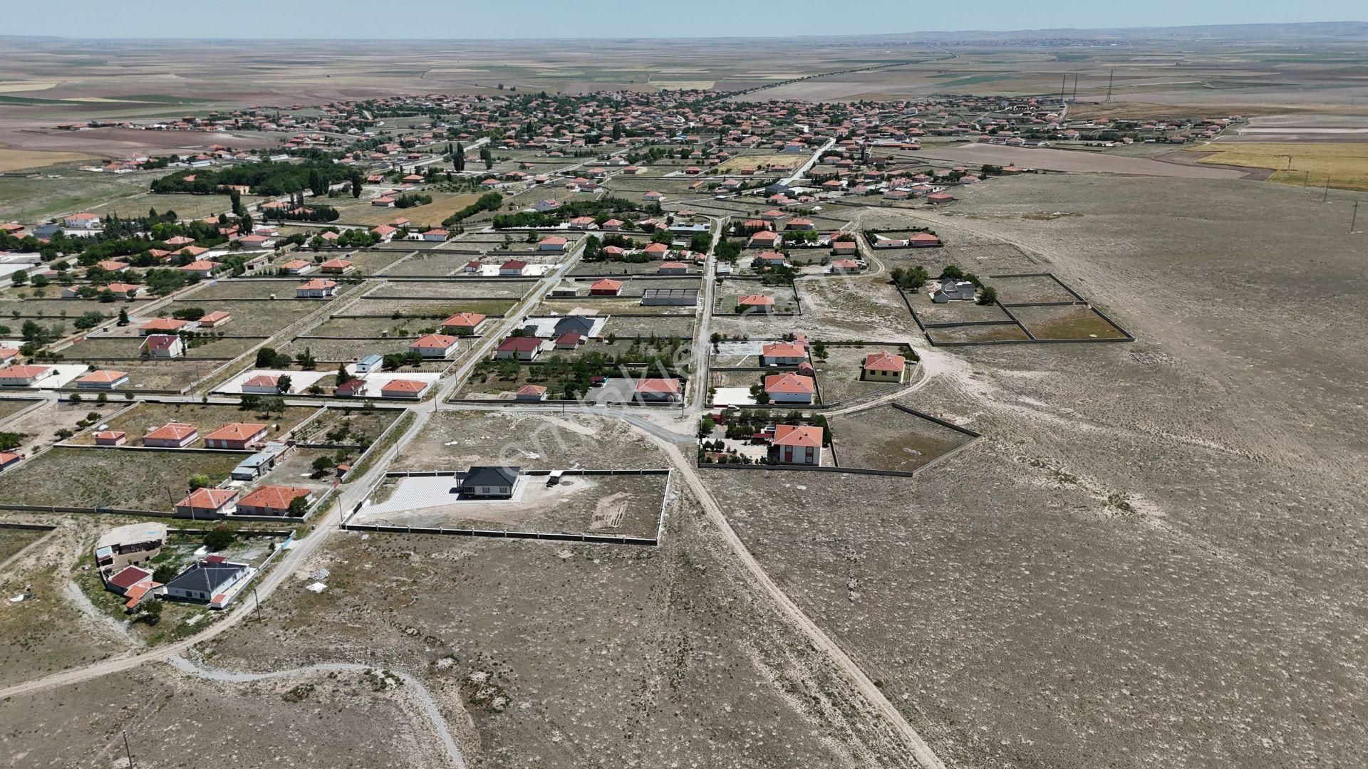 Konya / Cihanbeyli / Bulduk Mahallesinde 405 M² Müstakil Tapulu İmarlı Arsa