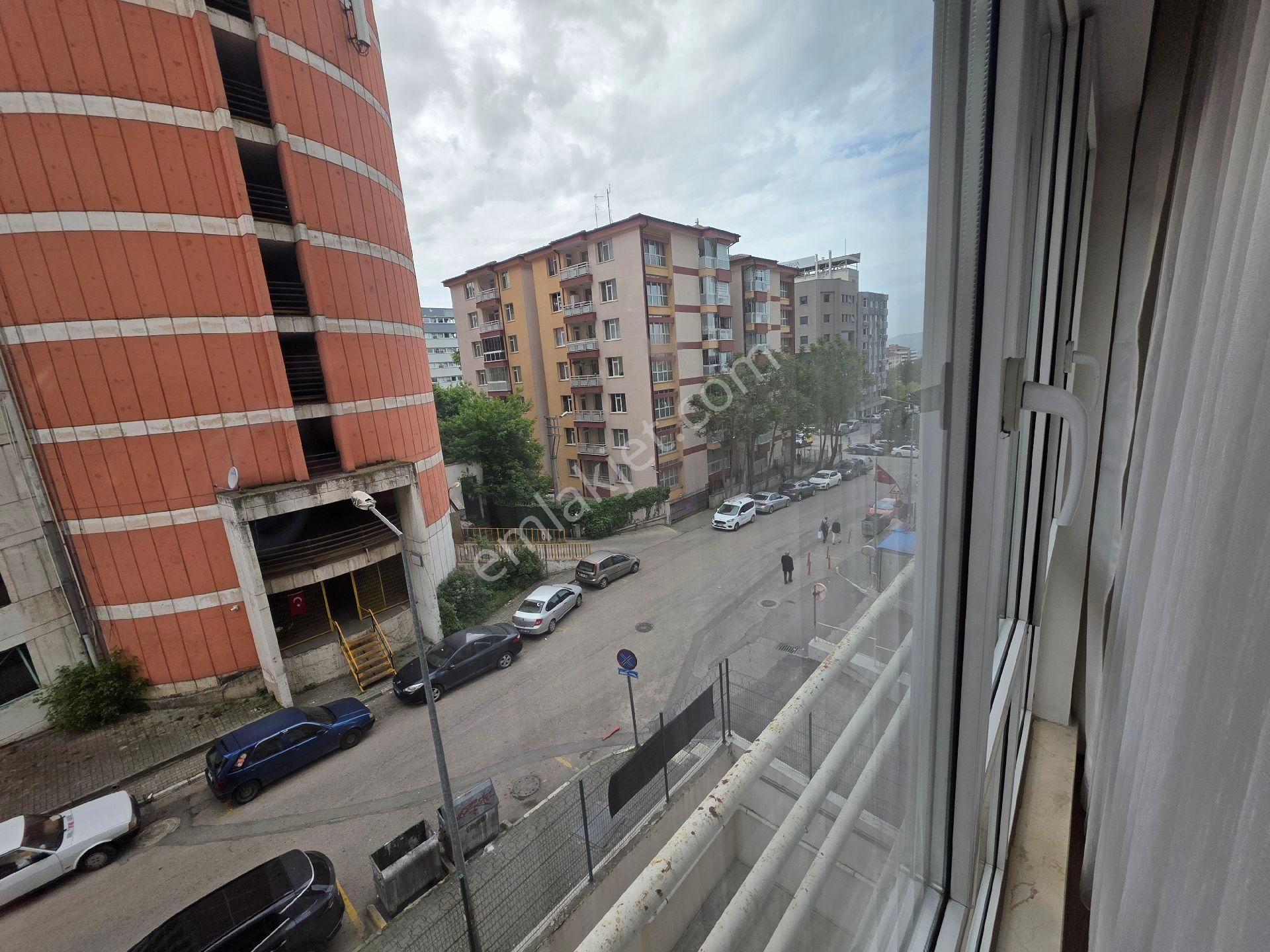 Bursa Merkezde Eşyalı Kıralık Daıre - Görsel 14