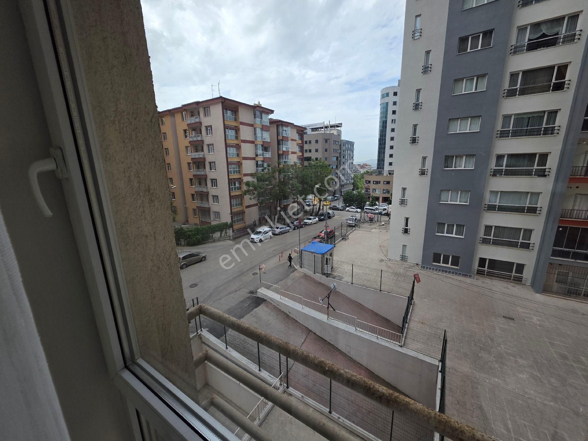 Bursa Merkezde Eşyalı Kıralık Daıre - Görsel 12