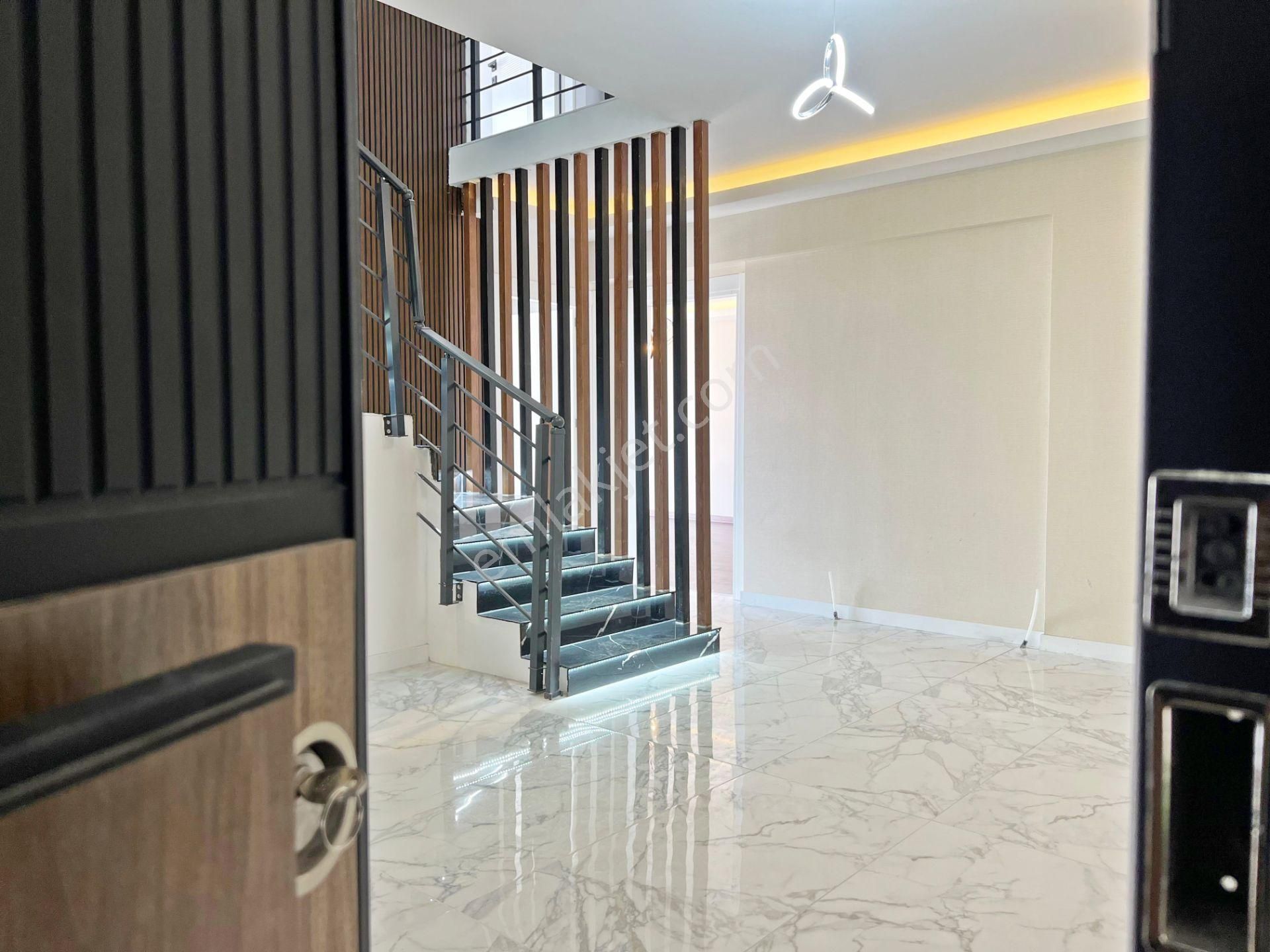 Hayallerinize Açılan Kapı...sıfır Sitede Ultra Lüx 4,5+1 Dublex