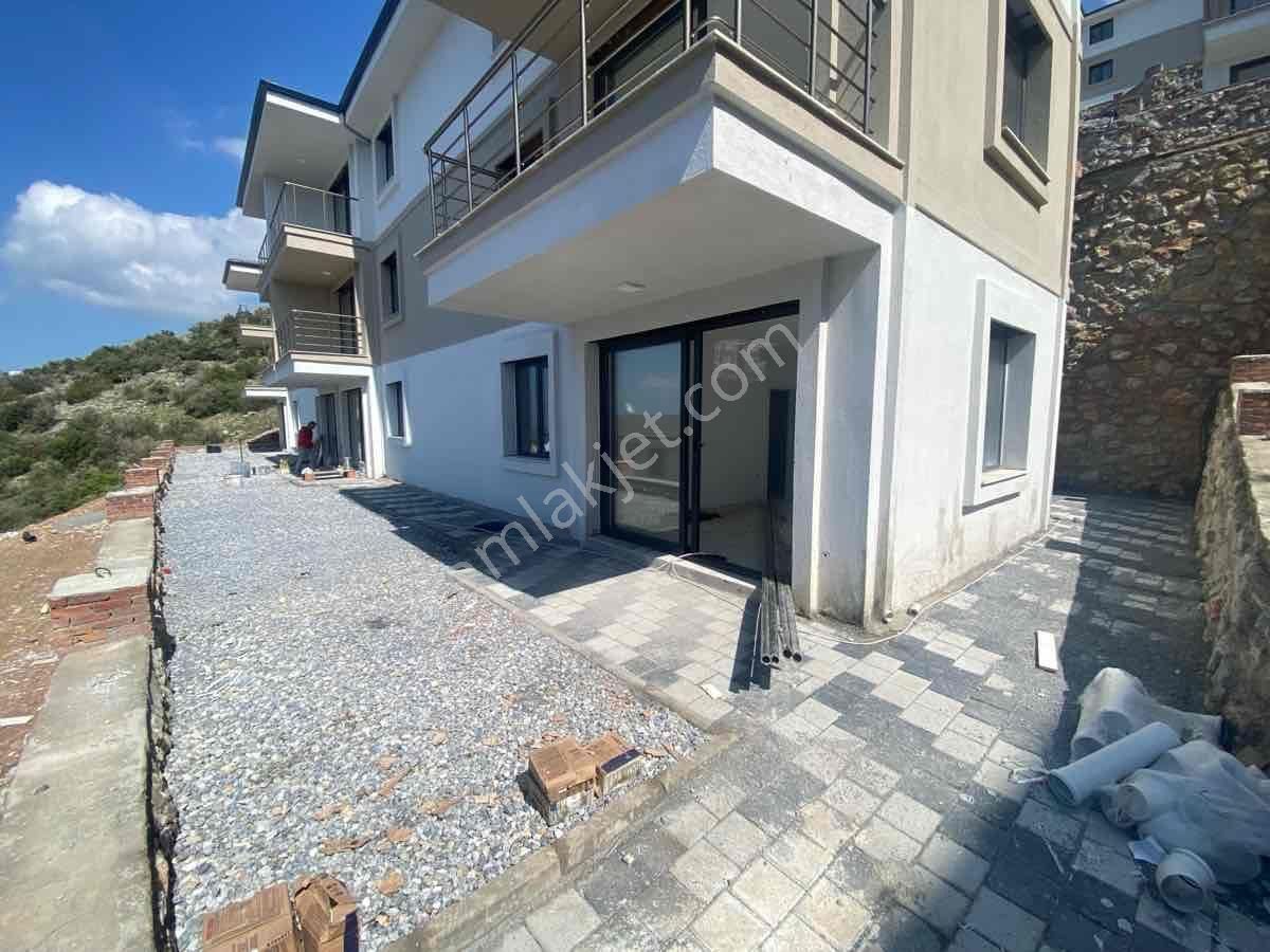 Didim Akbük’te Deniz Manzaralı Köşe Başı 2+1 Bahçe Katı Daire - Görsel 13