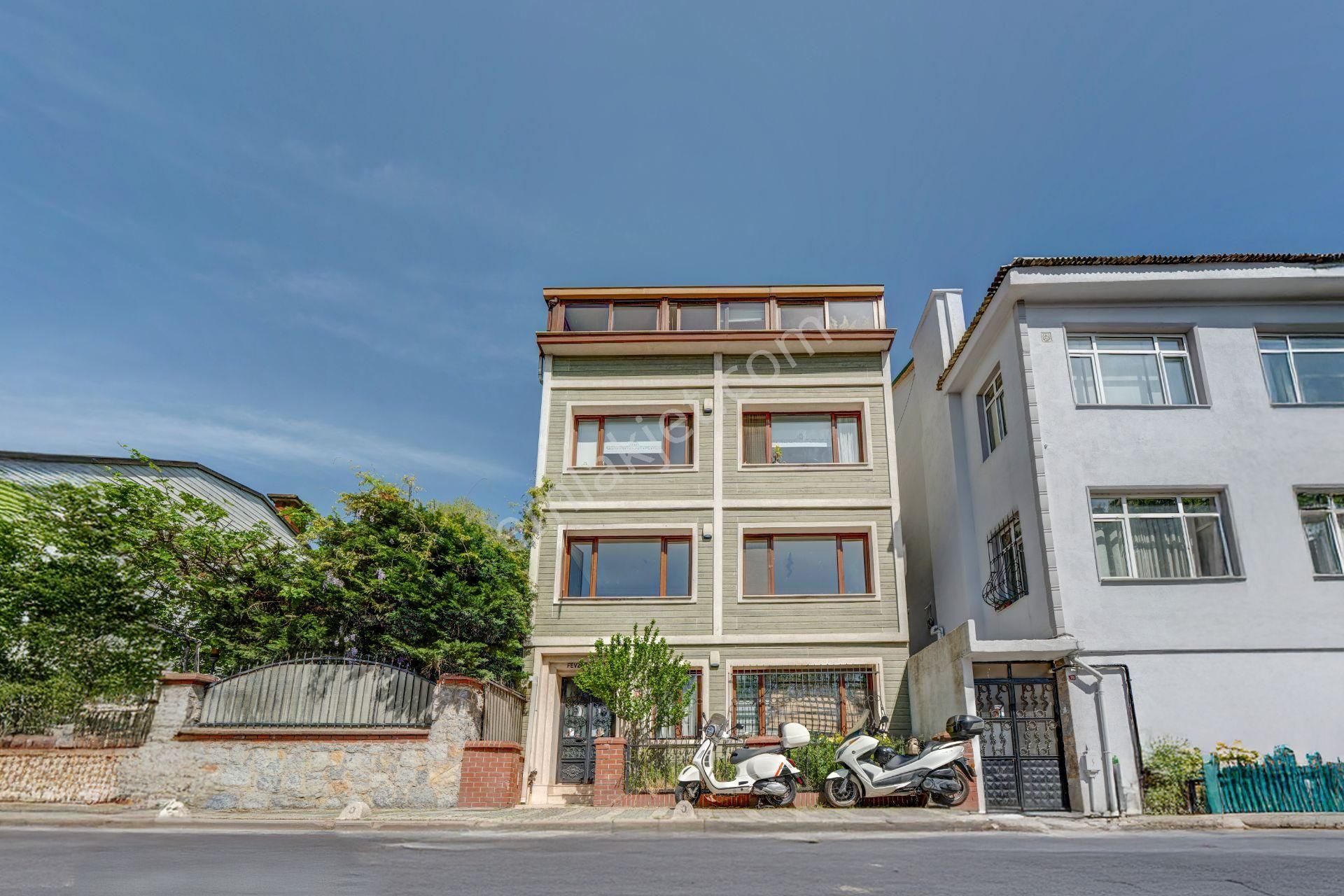 Remax Anı 'dan Beylerbeyi İlkokulu Arkası 'nda 2+1 Kiralık Daire
