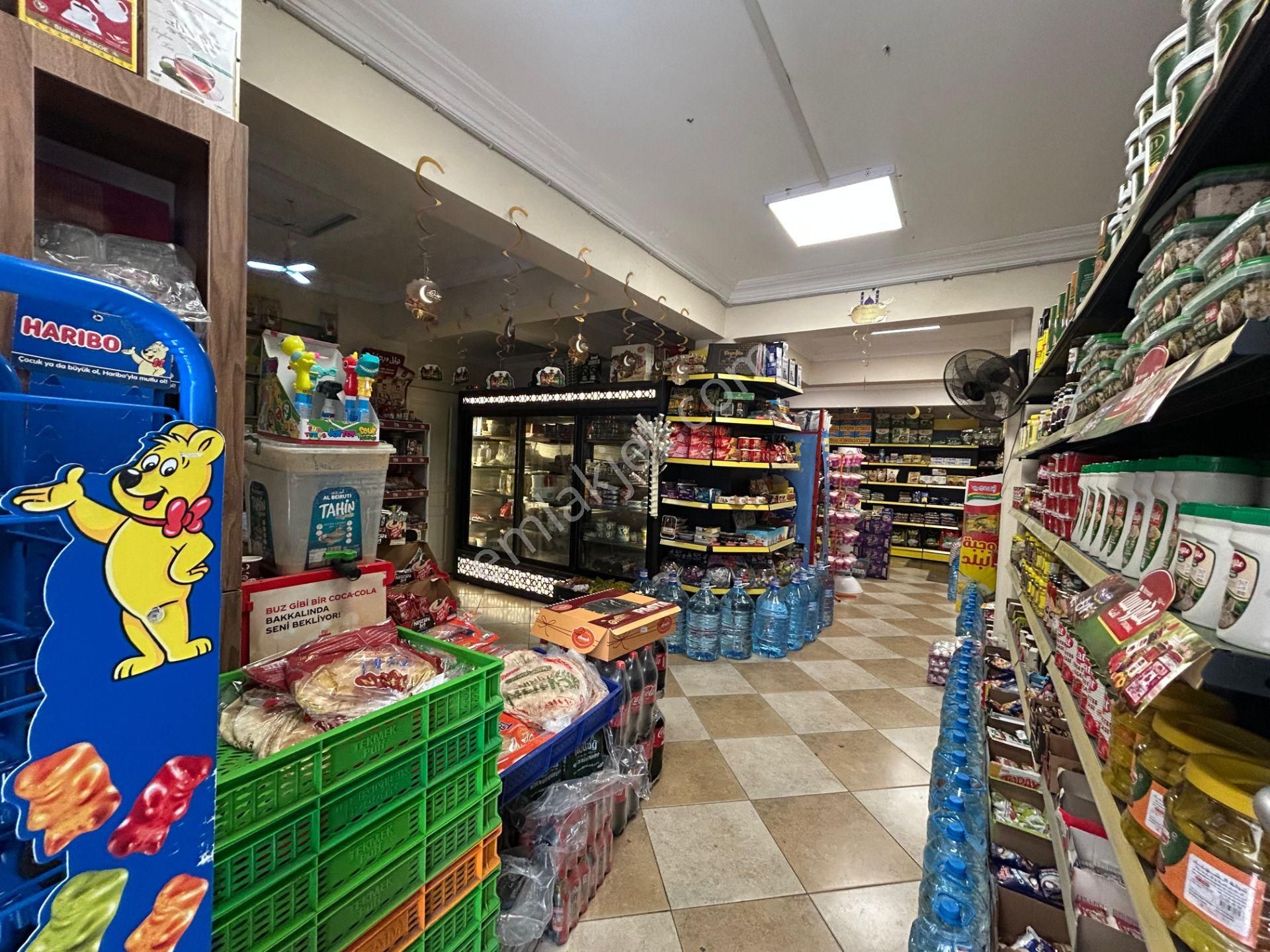 Paşa Emlak'tan Devren Satılık Kurulu Düzen Market Dükkanı
