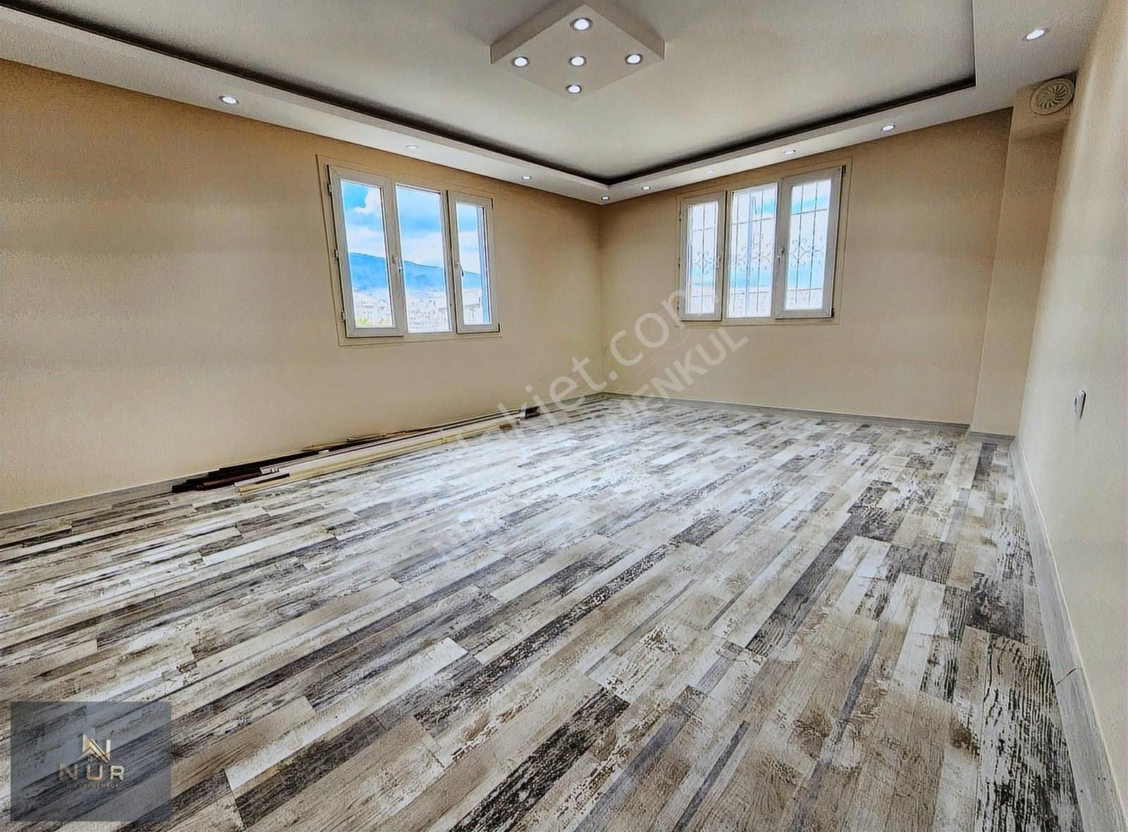 #nur Gayrimenkul#çiçek-m.erener Mah. Arası 1+1 Kiralık Daire