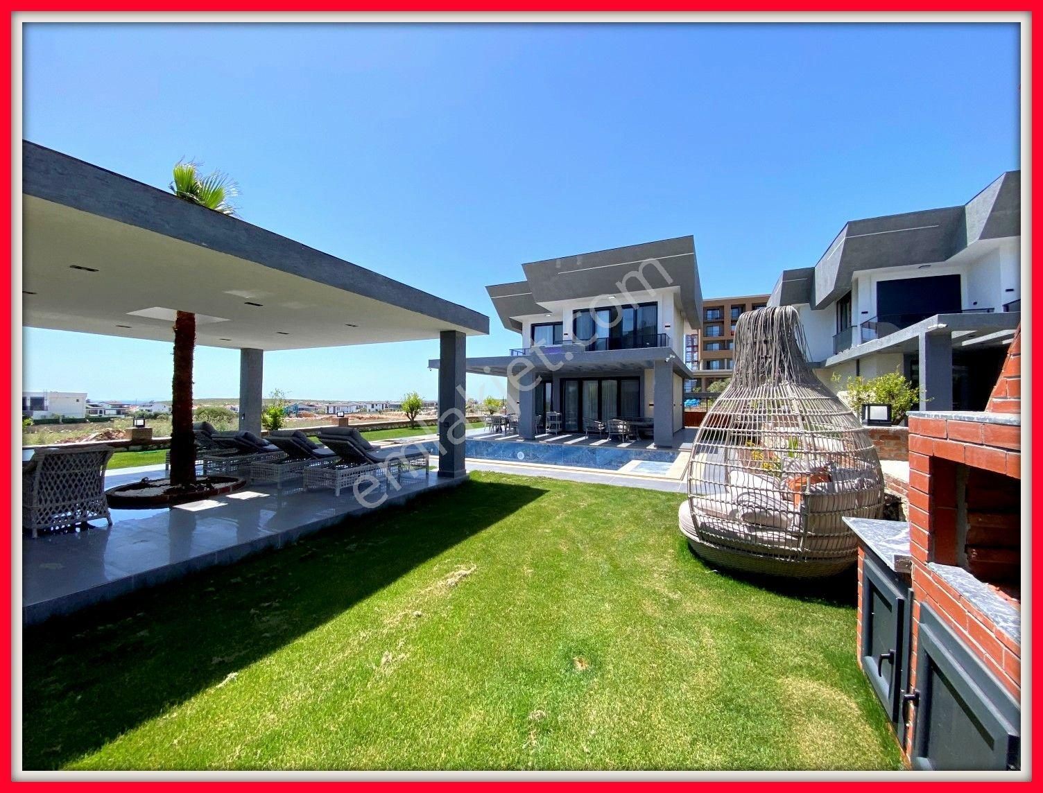 Didim Efeler Mahallesi'nde 4+1 Tam Müstakil Lüks Villa