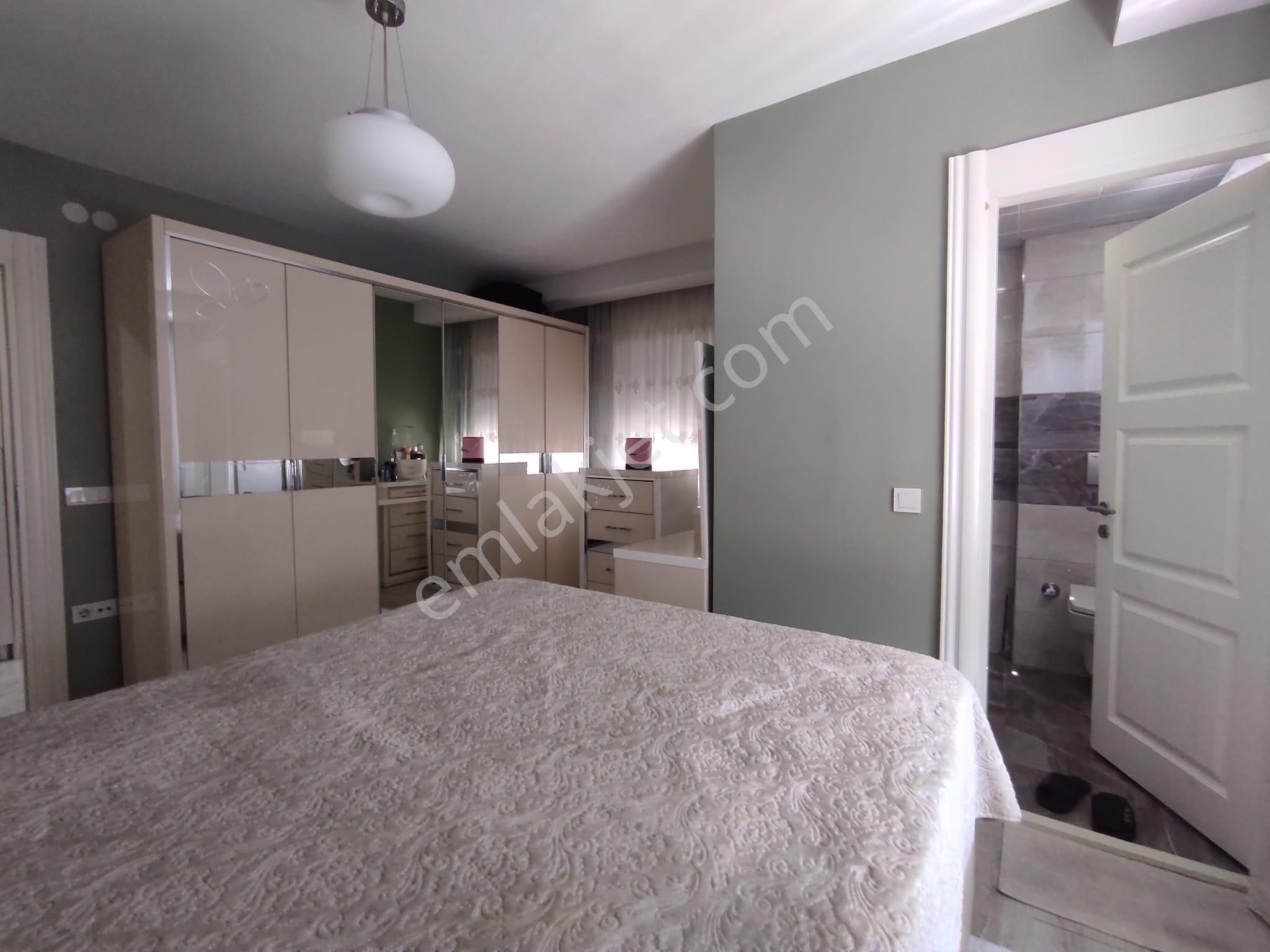 Ömür Emlaktan Bahçelievlerde 3+1 Satılık Daire - Görsel 9