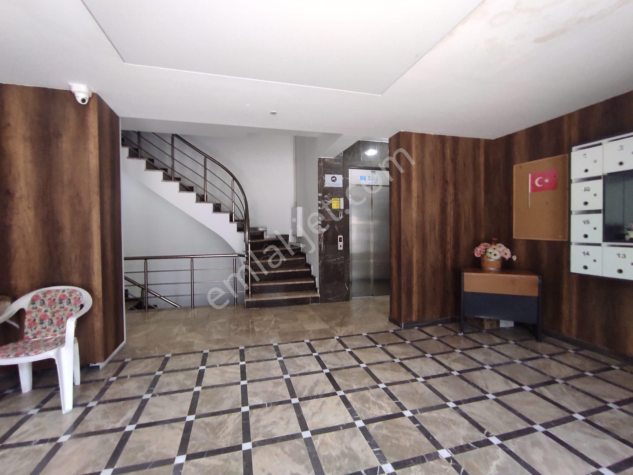 Ömür Emlaktan Bahçelievlerde 3+1 Satılık Daire - Görsel 4