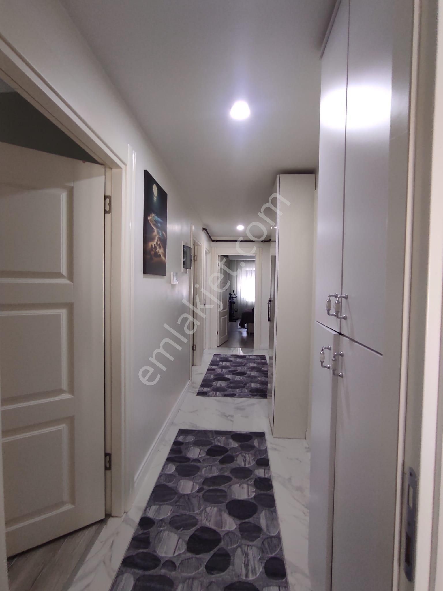 Ömür Emlaktan Bahçelievlerde 3+1 Satılık Daire - Görsel 7