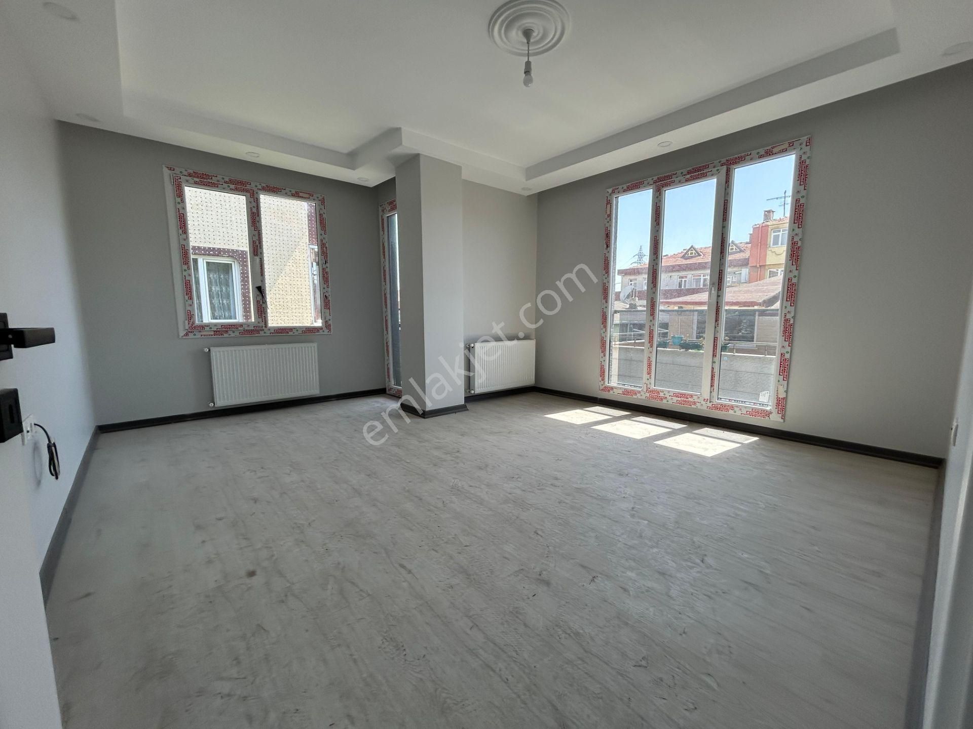 Paşa'dan Cihangirde 4+2 Sıfır Asansörlü Dublex Daire