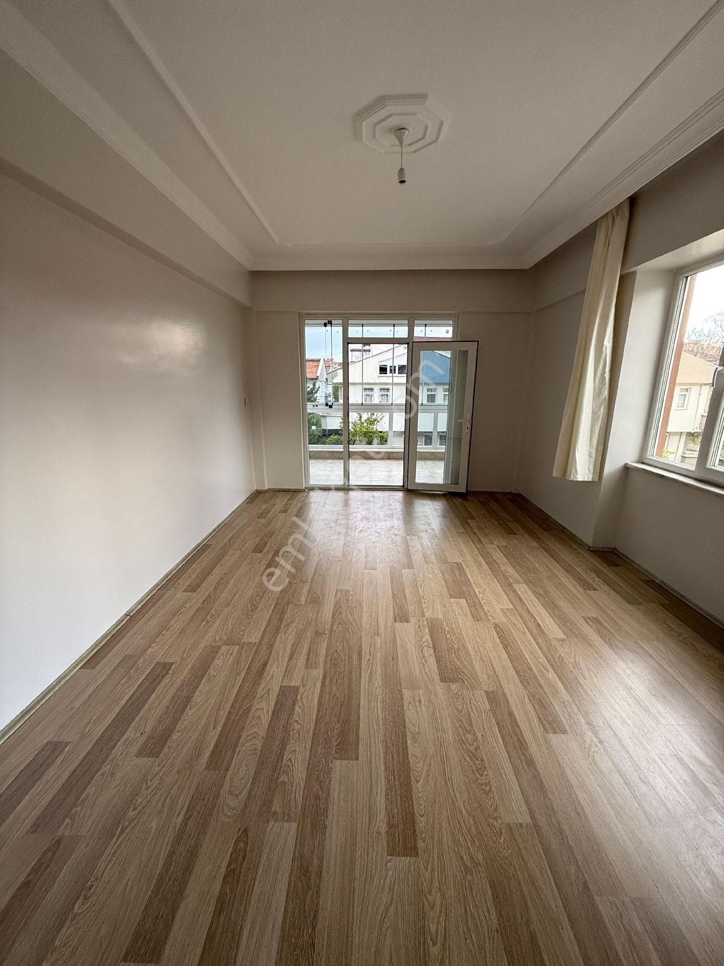 Özçelebi'den Gazi'de 3+1 160m² Ebeveyn Banyolu Kilerli Kiralık Daire