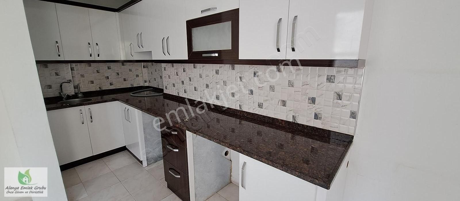 Nüfus Mevki Hacımemişler Cami Arkası 2+1 Zemin Üstü 1.kat 100 M2