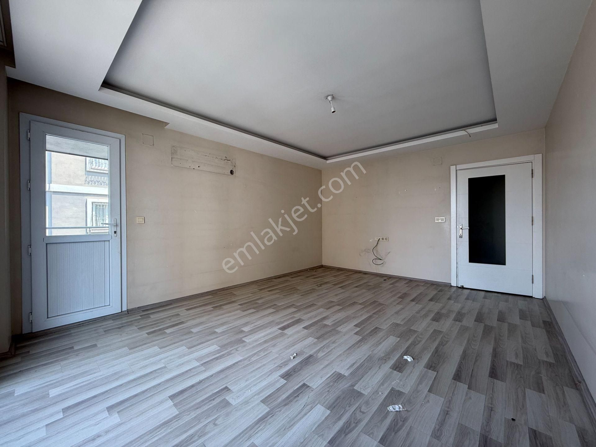Yamaçlı Mah. 3+1 165m2 Kapalı Mutfak/giyinme Odalı Kiralık Daire