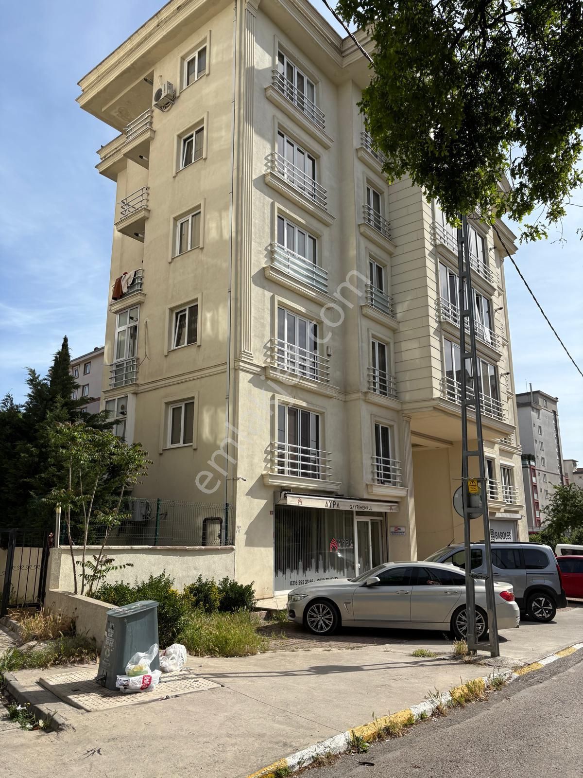 Dora'dan Kurtköy Merkezde 1+1 Ferah Kullanışlı Daire