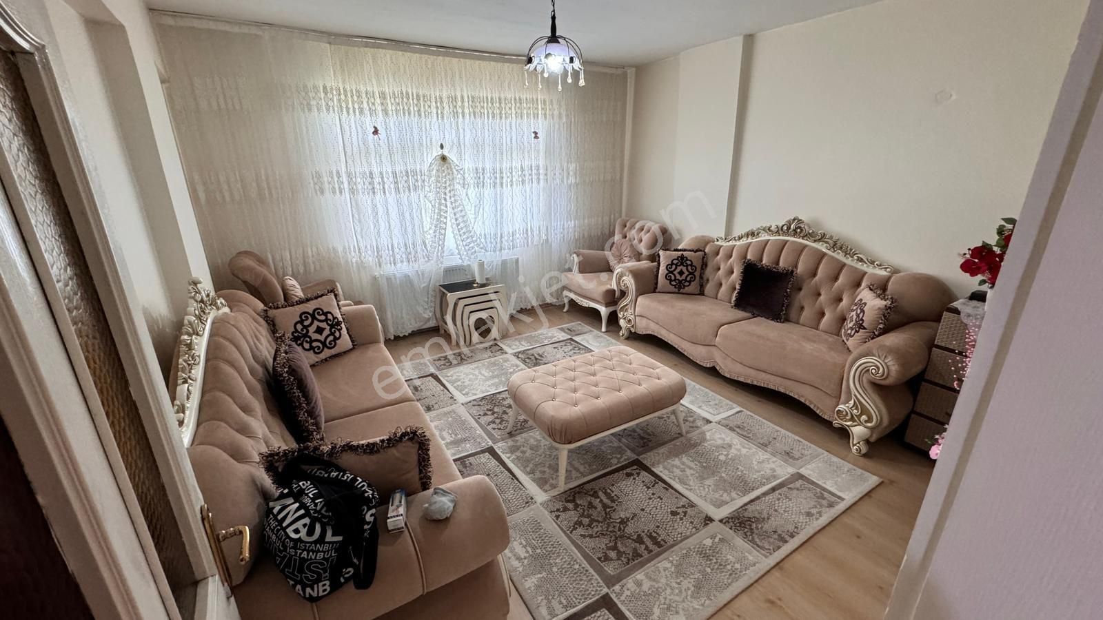 Ülgen İnşaattan Esentepe Mahallesinde 2+1 Satılık 1.kat