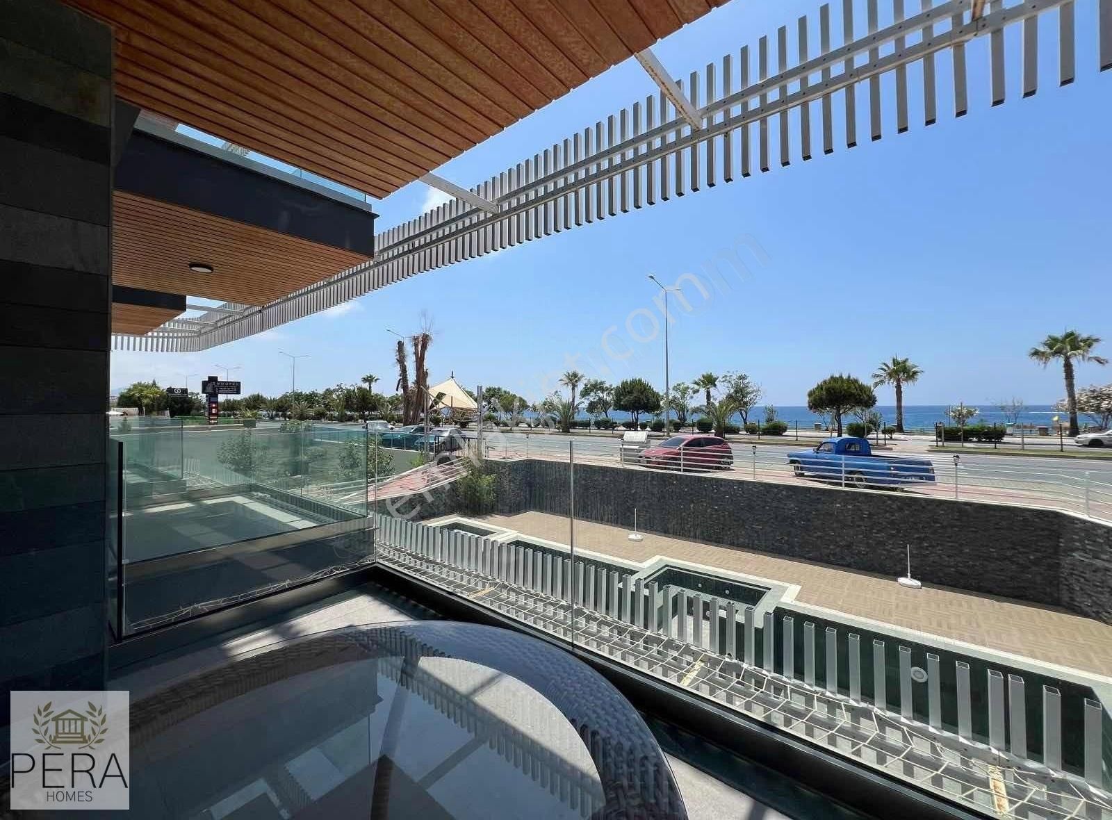 Alanya Kestel Denize Sıfır Manzaralı Eşyalı 1+1 Satılık Daire