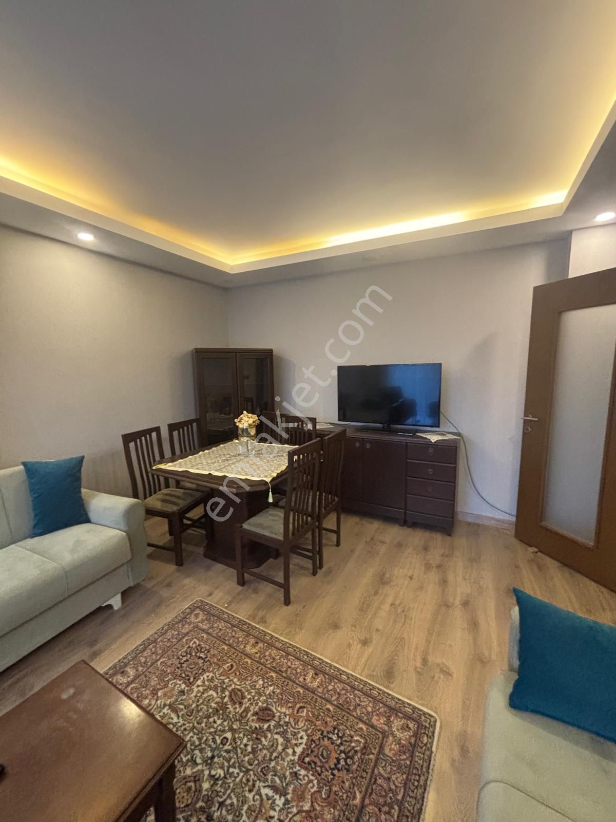 Full Donanımlı Sitede Eşyalı 2+1 Satılık Daire