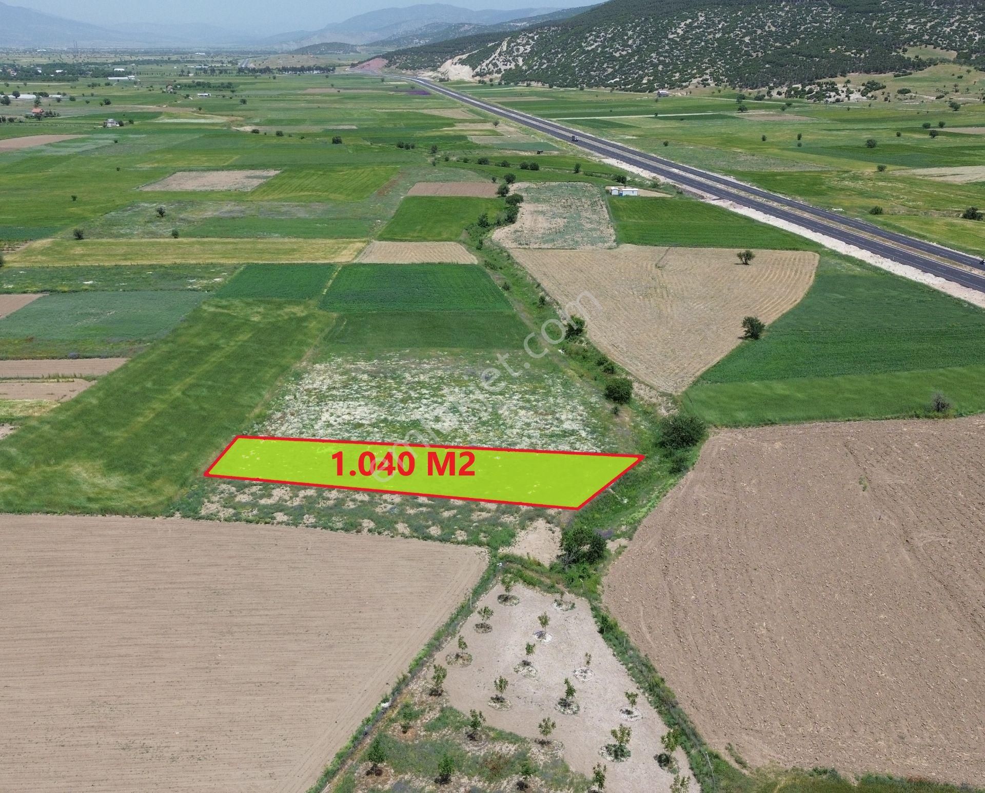 Korkuteli Yeşilyaylada Ypl Sorunu Olmayan 1040 M2 Tarla - Görsel 3
