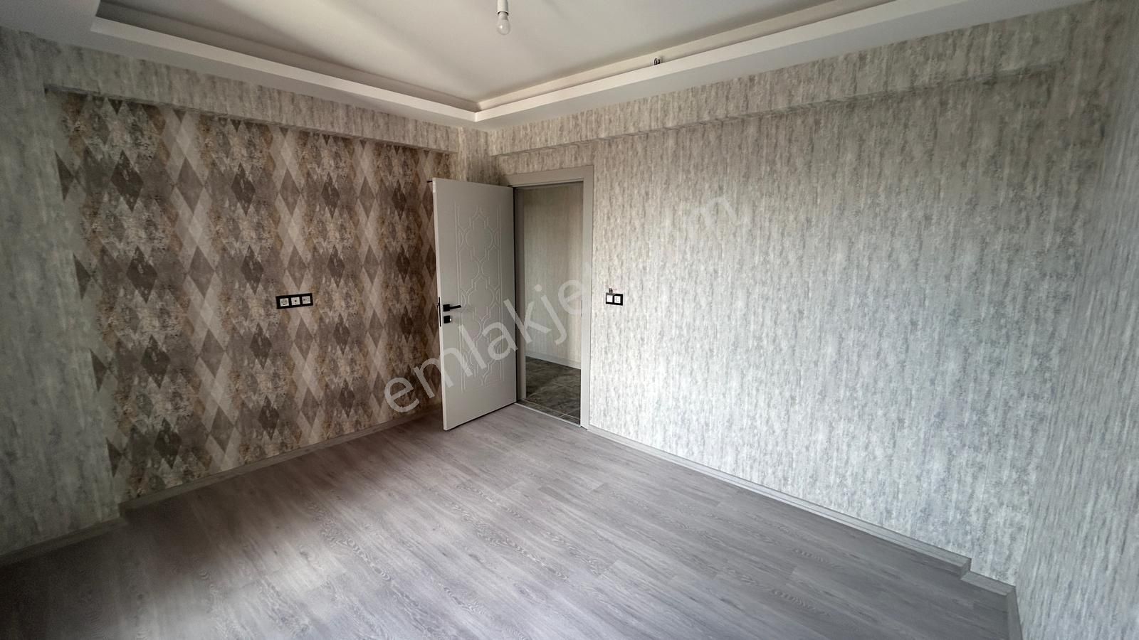 Karatay/emirgazi Mah. 3+1 Fırsat Satılık Daire