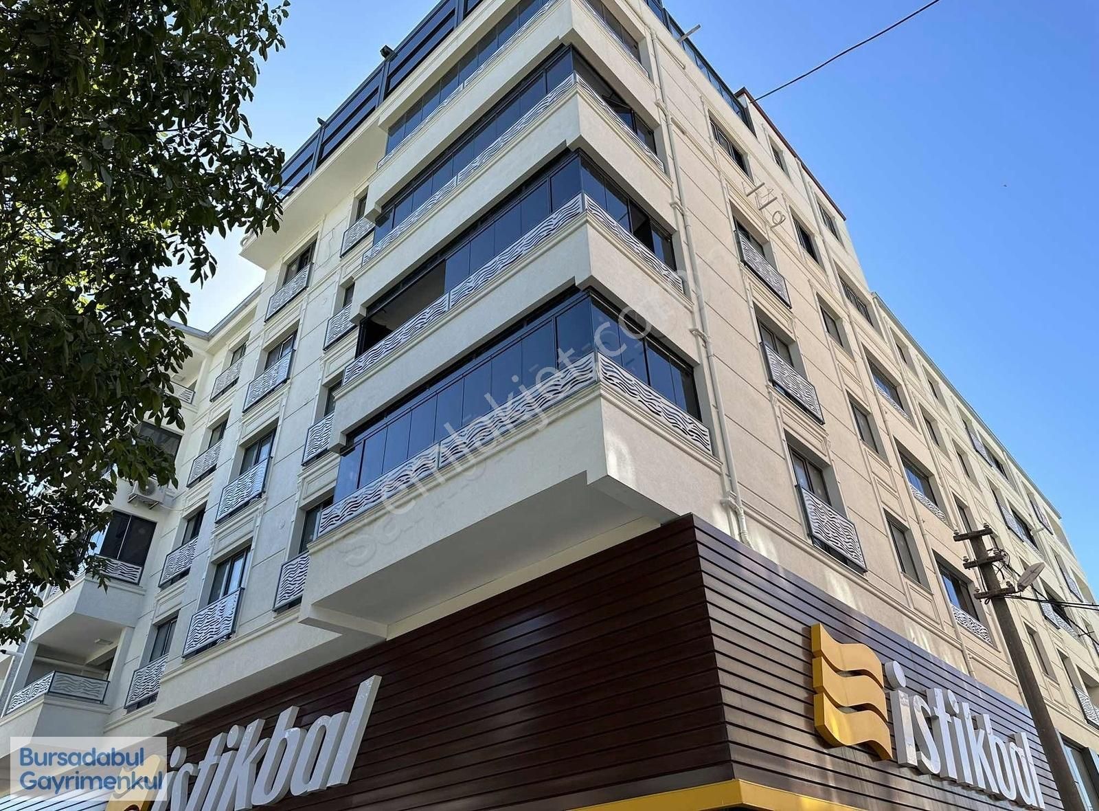 Bursadabul'dan Hamidiye Mah. 3+1 172 M2 Arakat Köşe Lüks Daire