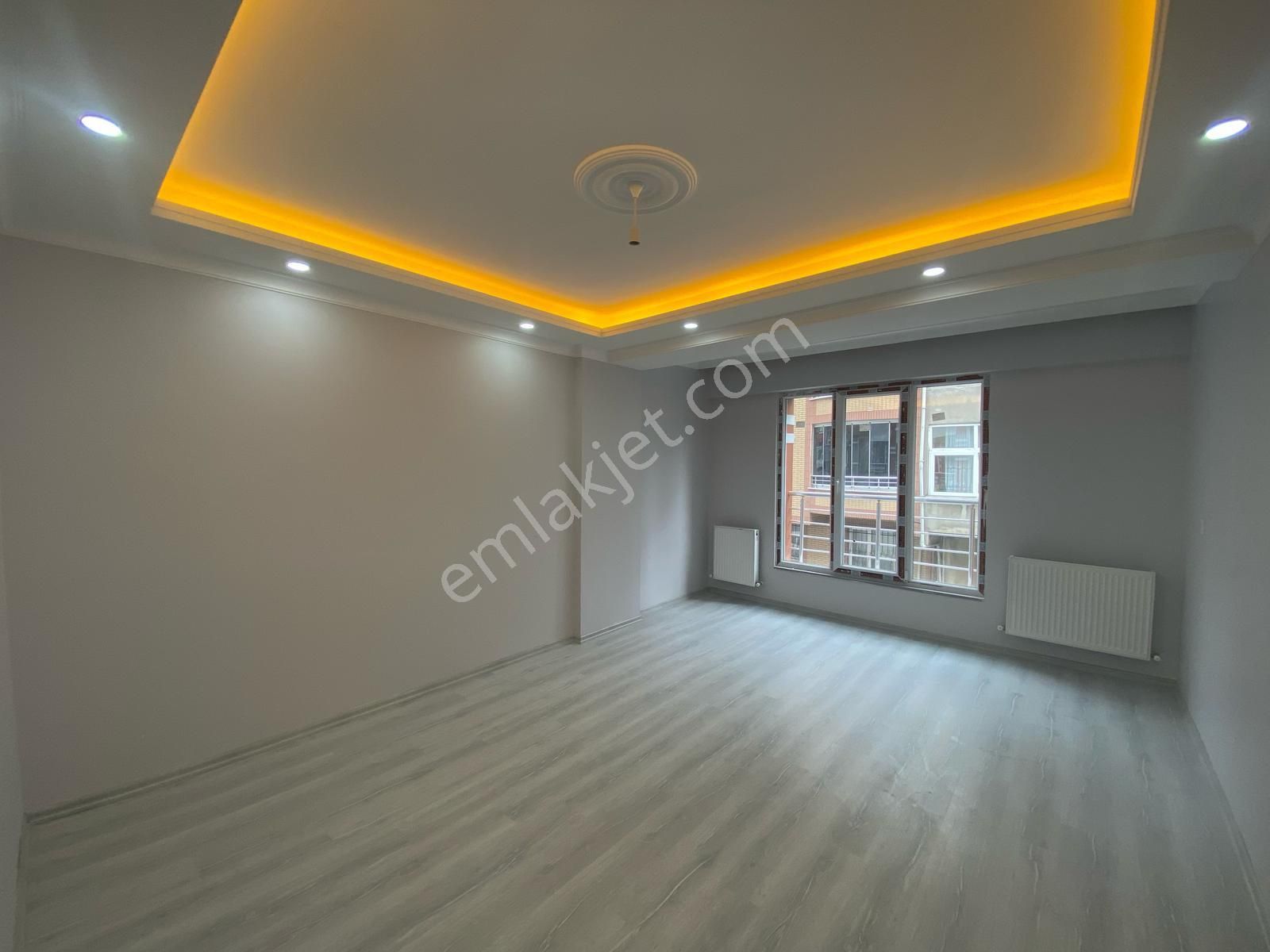 Türkiye Emlakdan 2+1 Yüzyıl Mah 105m² 1.kat Kredli Lüxdaire 2254