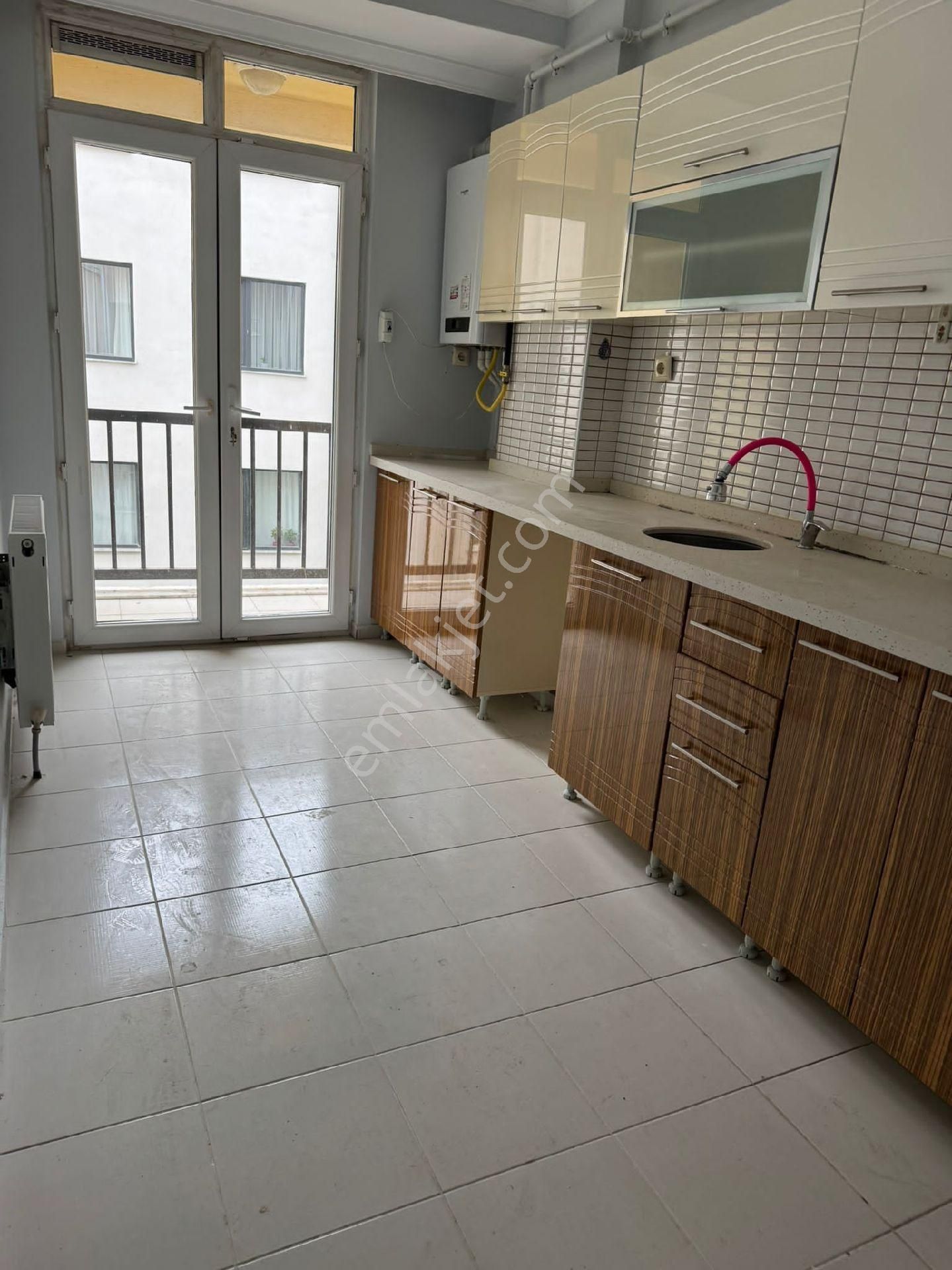 Zafer Mahallesi Arakat Kiralık 2+1