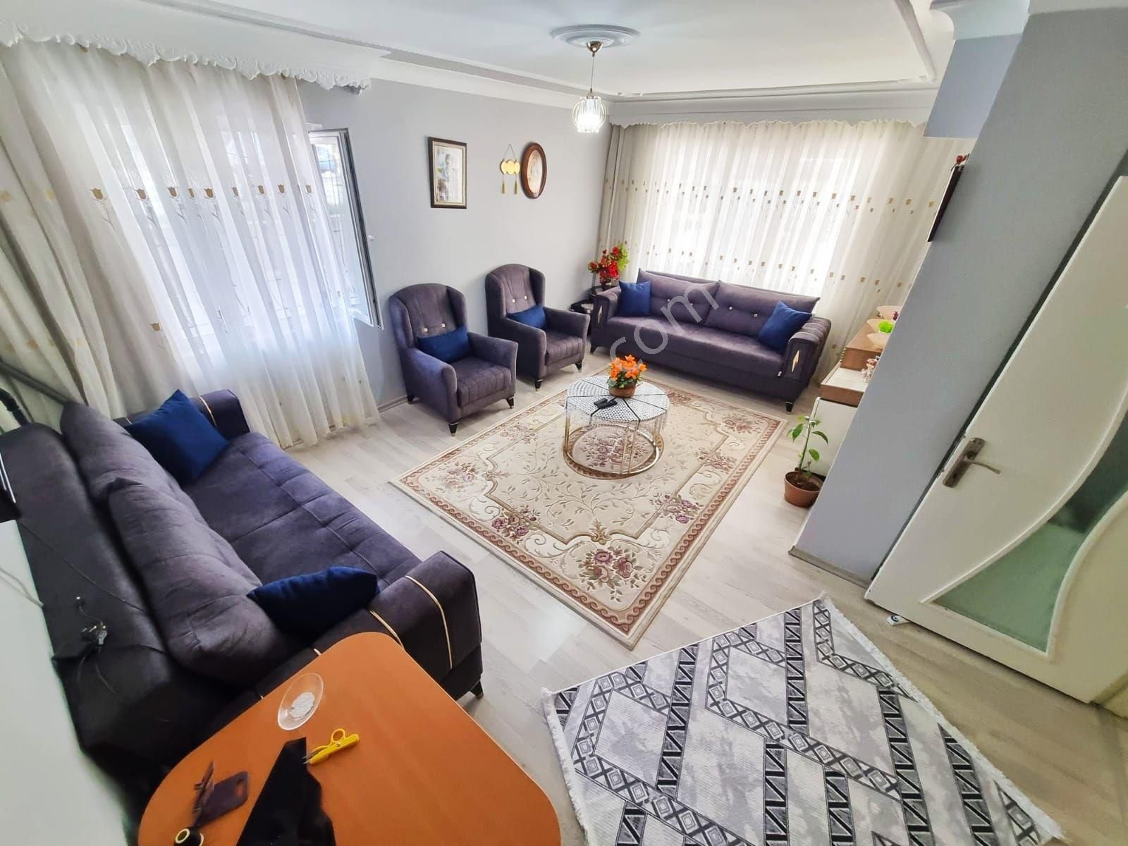 Yenikent 29 Ekimde Acil Satılık2+1 Ulaşımın Dibinde Okul Yanı Kupon Daire