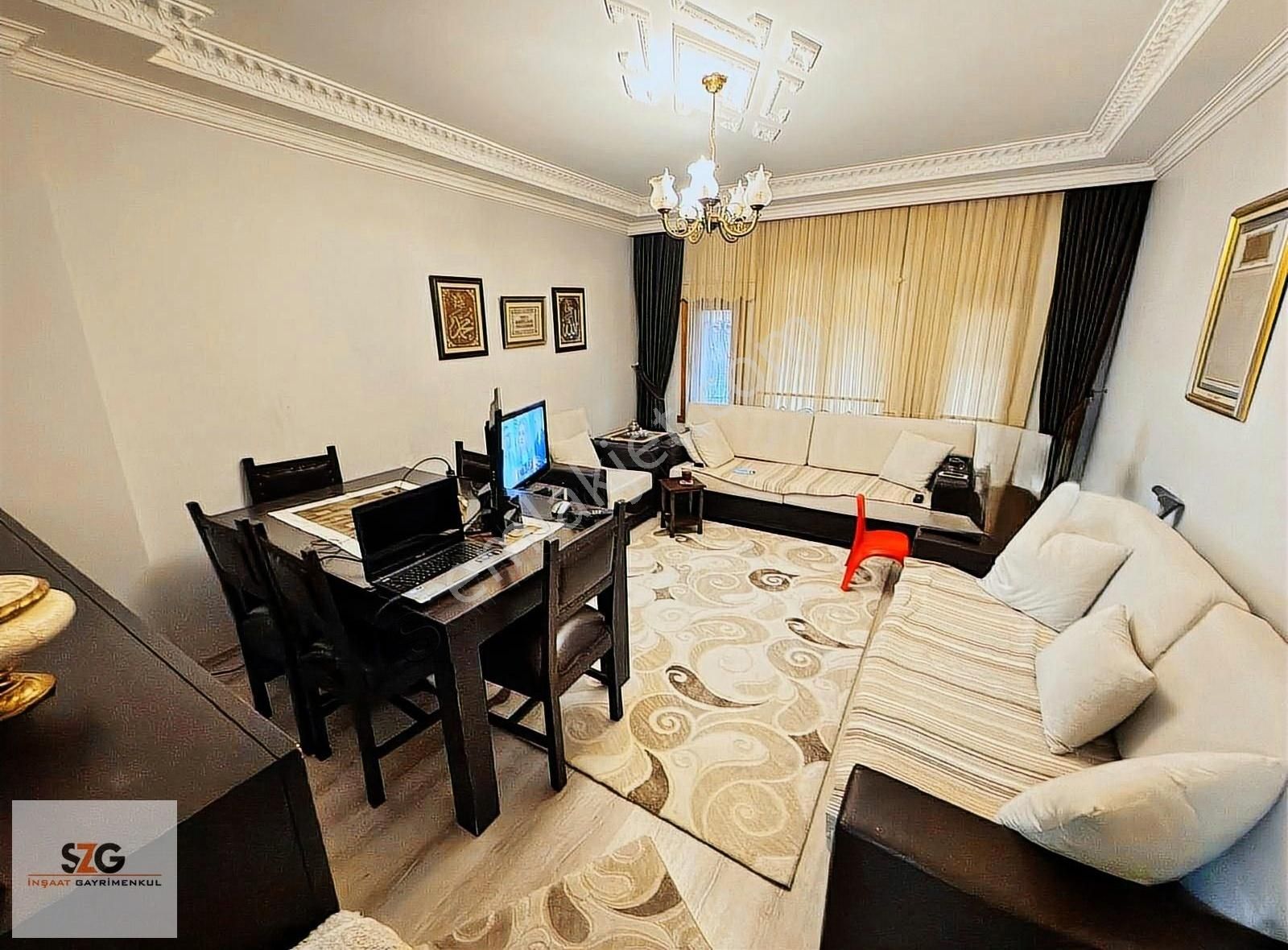 Yunus Emre Cad. Yakını Y.giriş 3+1 Bağımsız Balkonlu Ön Cephe