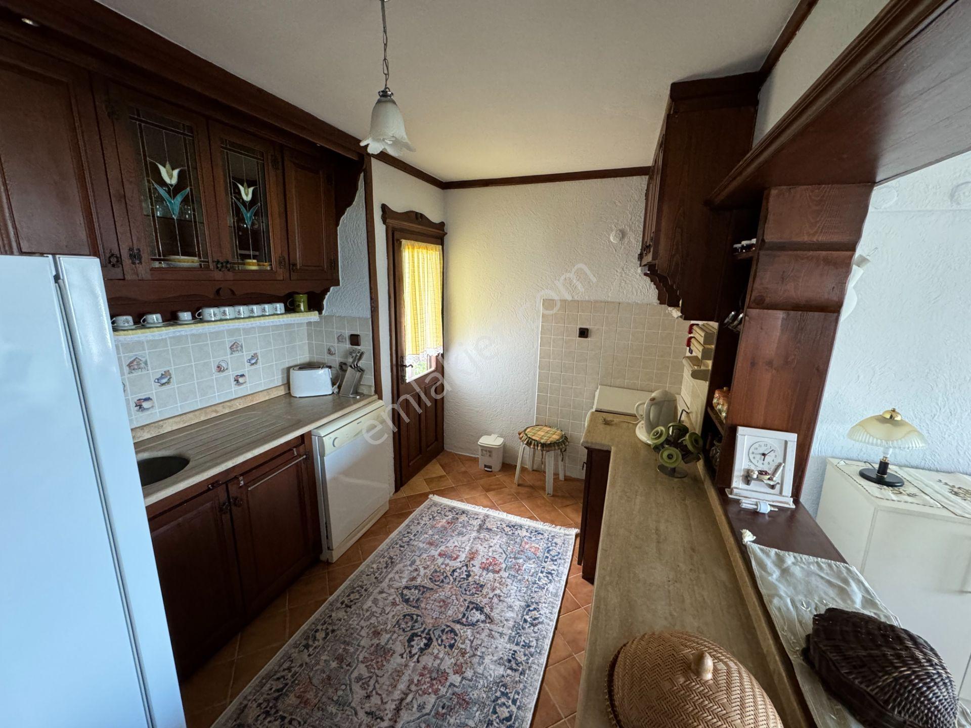 Sapanca’da Site İçinde Göl Manzarlı Satılık Müstakil Villa - Görsel 28