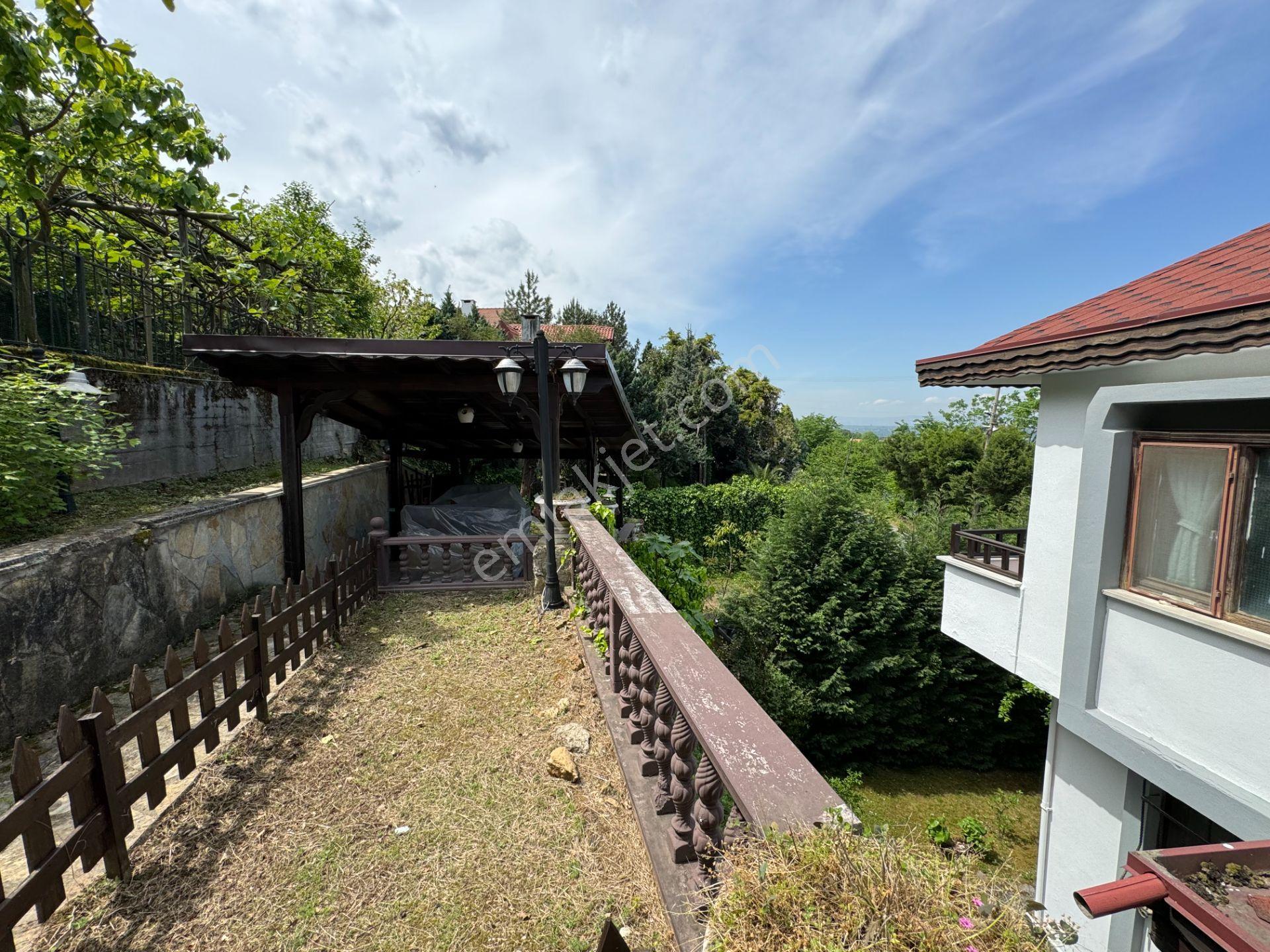 Sapanca’da Site İçinde Göl Manzarlı Satılık Müstakil Villa - Görsel 13