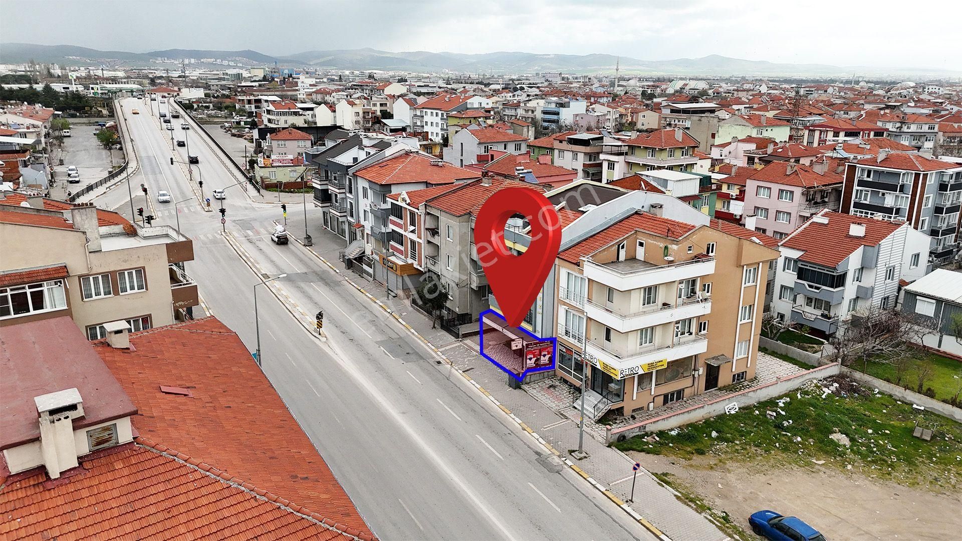 Re/max İnci'den Cengiz Topel Bulvarında Devren Kiralık Dükkan