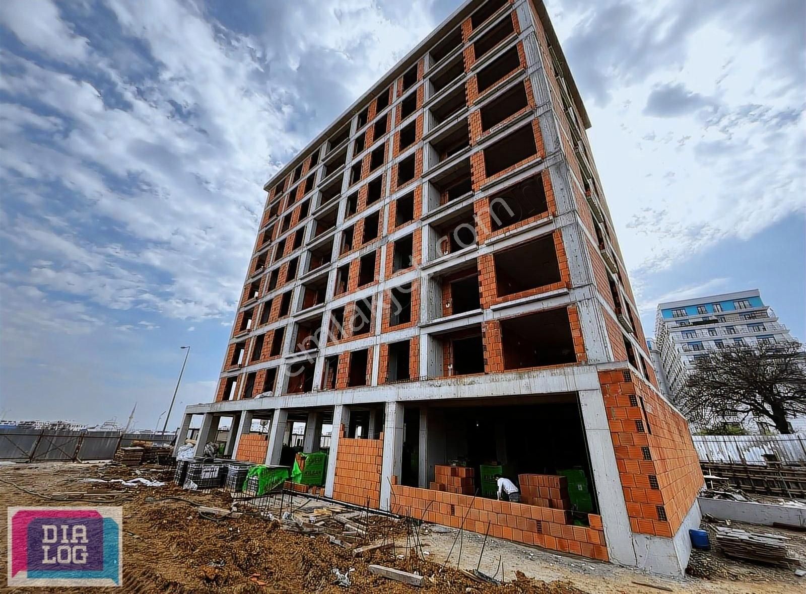 Pendik Yayalar Butik Sitede Satılık 2+1 Lüx Daire
