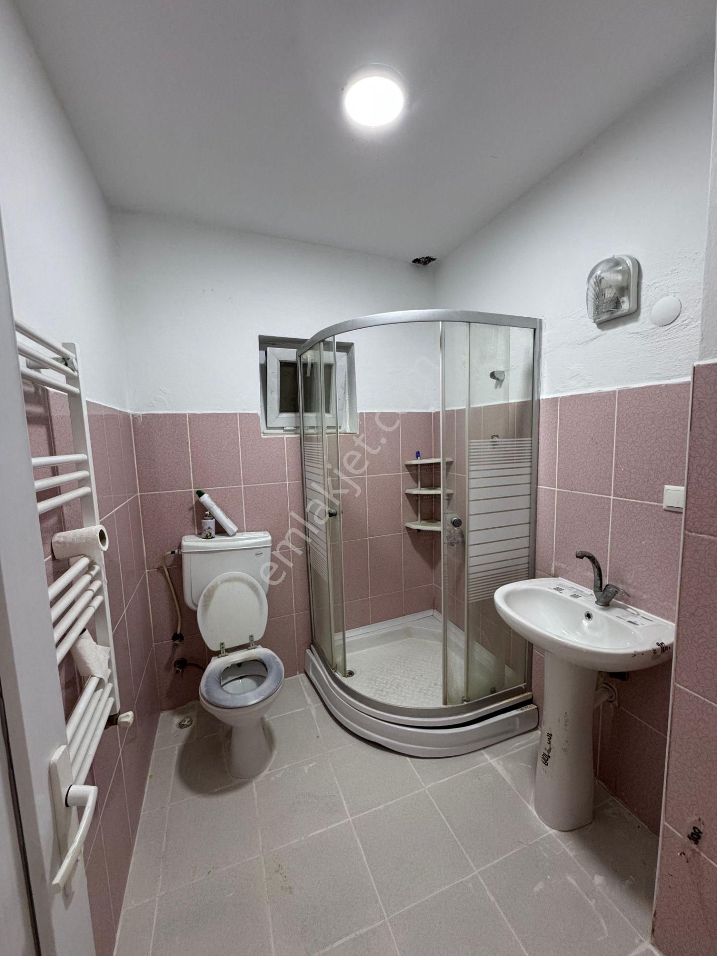 Muğla Menteşe Bayır'da Kiralık Müstakil 3+1 Bahçeli Ev - Görsel 9