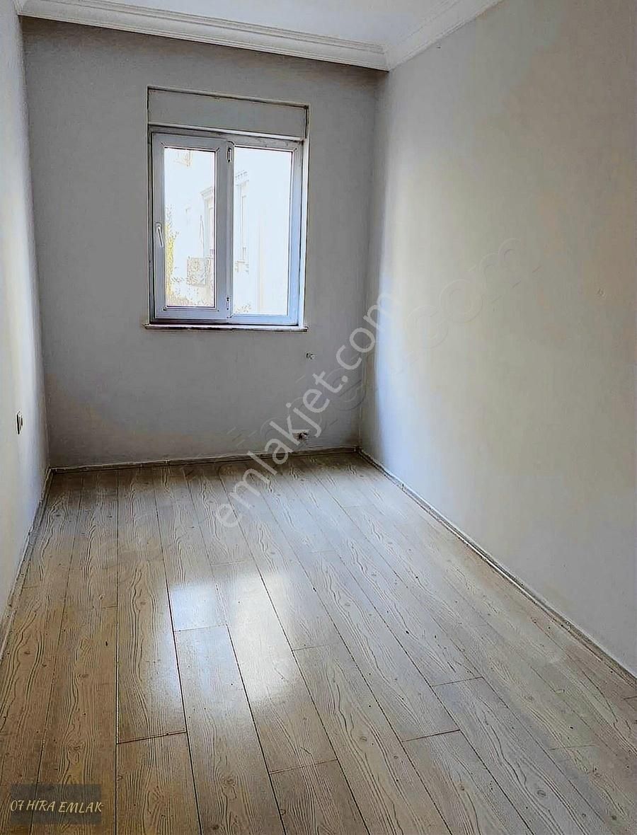 Ahatlıda Katta 2+1 Ayrı Mutfaklı Boş Kiralık Daire