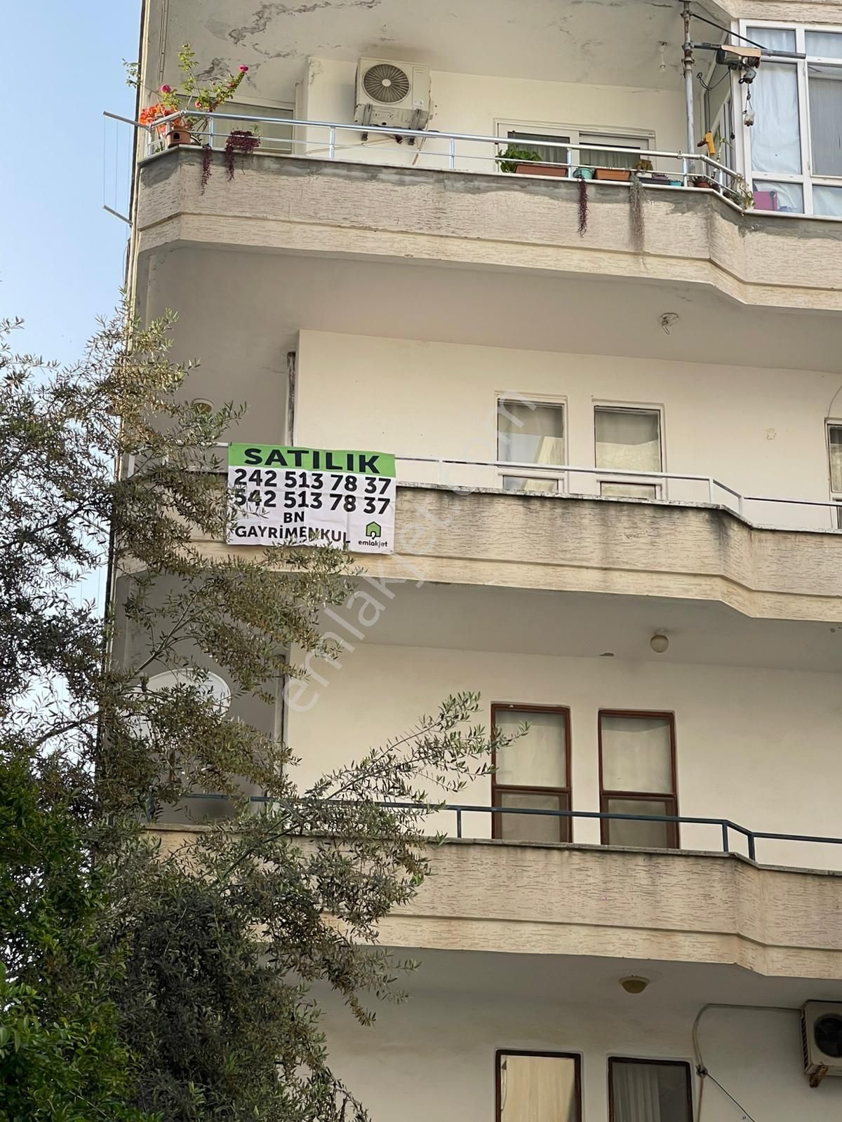 Mahmutlar’da Merkezi Konumda Fırsat Dairesi – 2+1 Geniş Ve Ferah